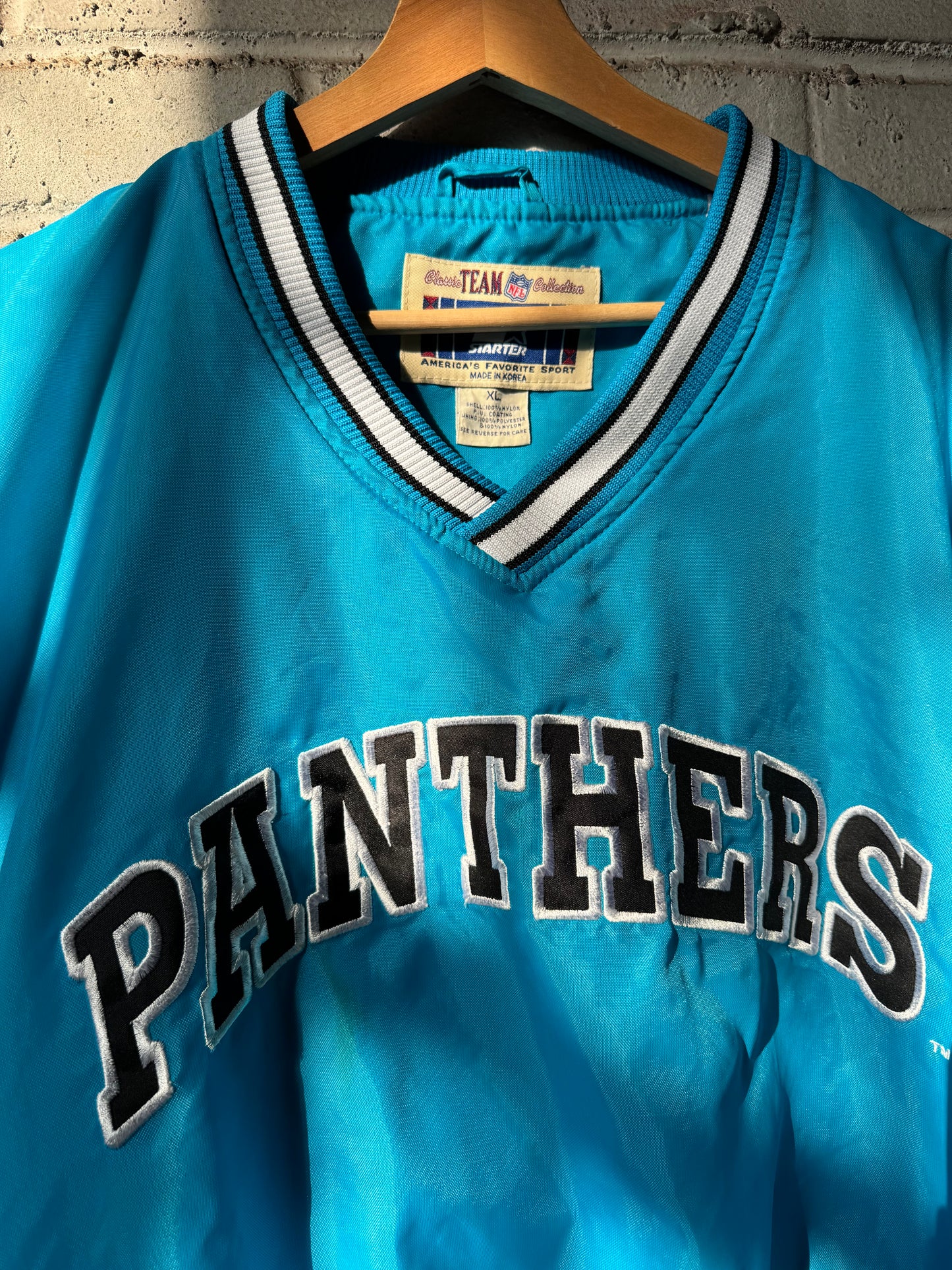 90’s Carolina Panthers Vintage Blue Starter Spellout V Neck NFL Pullover (XL)