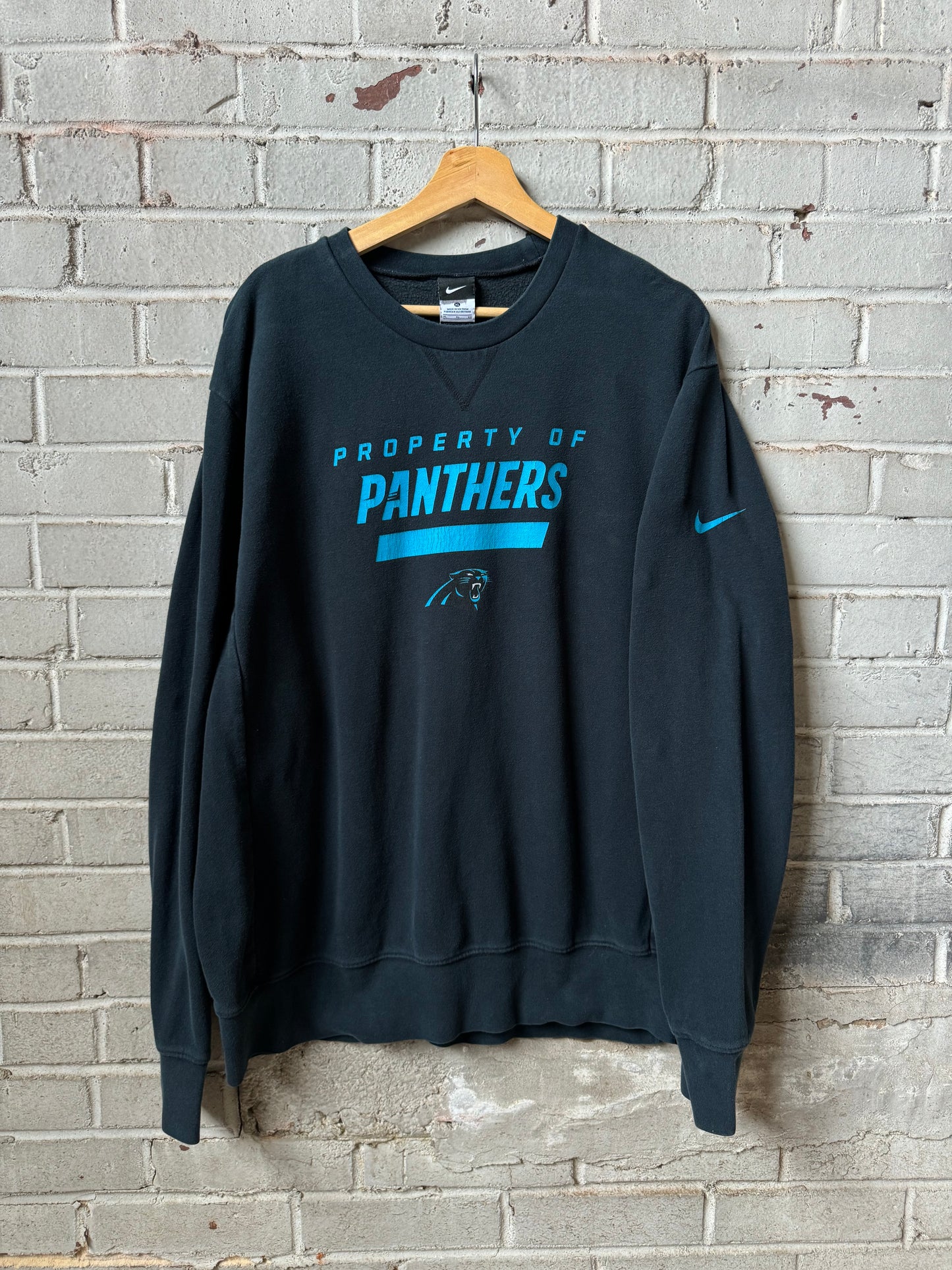 2013 Carolina Panthers Nike Team Issued Black Spellout Sideline NFL Crewneck (XL)