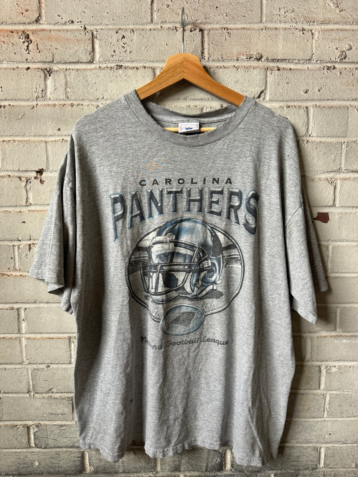00’s Carolina Panthers Vintage Grey Distressed NFL Graphic Tee (XL)