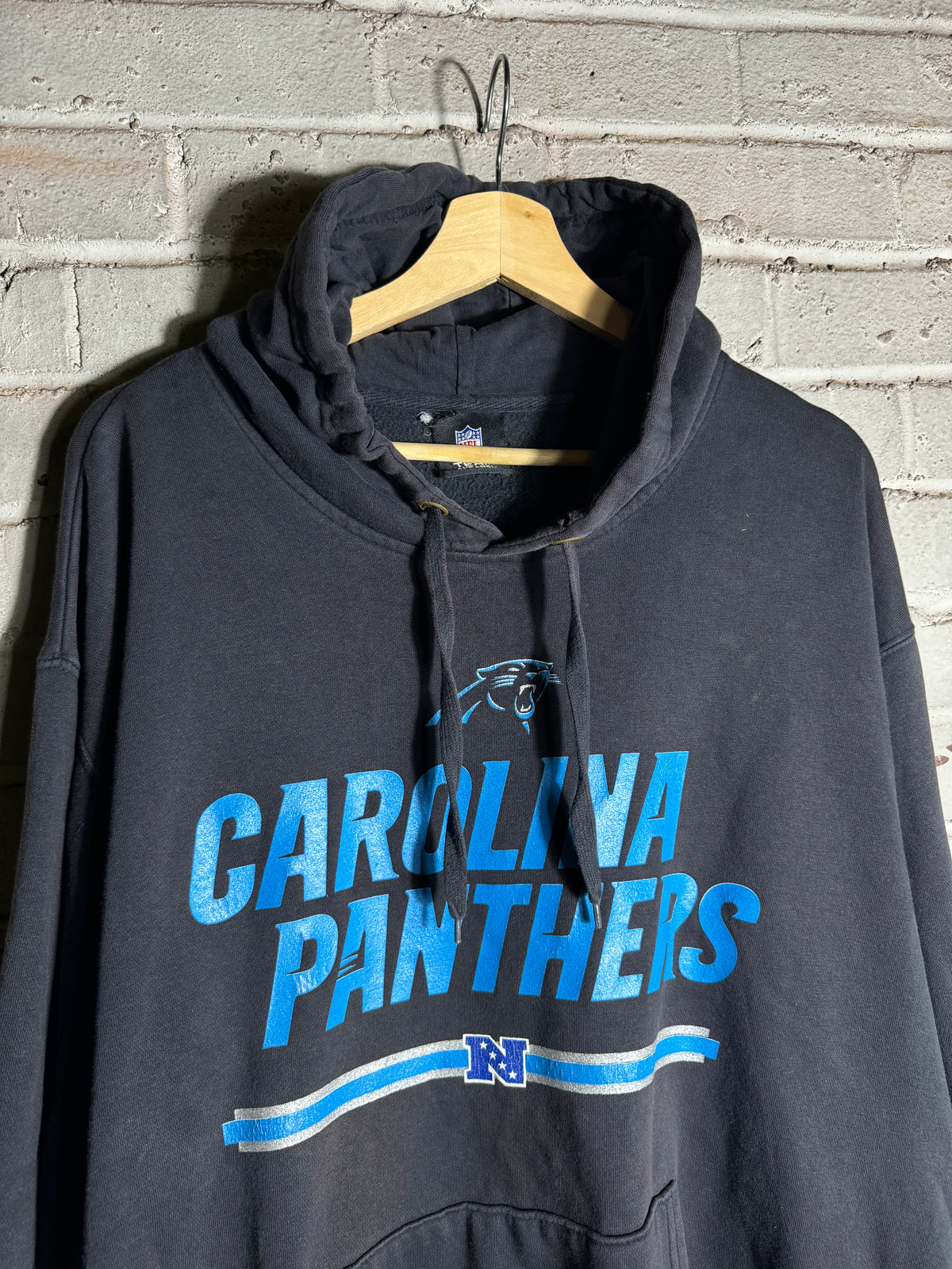 2010’s Carolina Panthers Faded Black Wordmark NFL Hoodie (XXL)