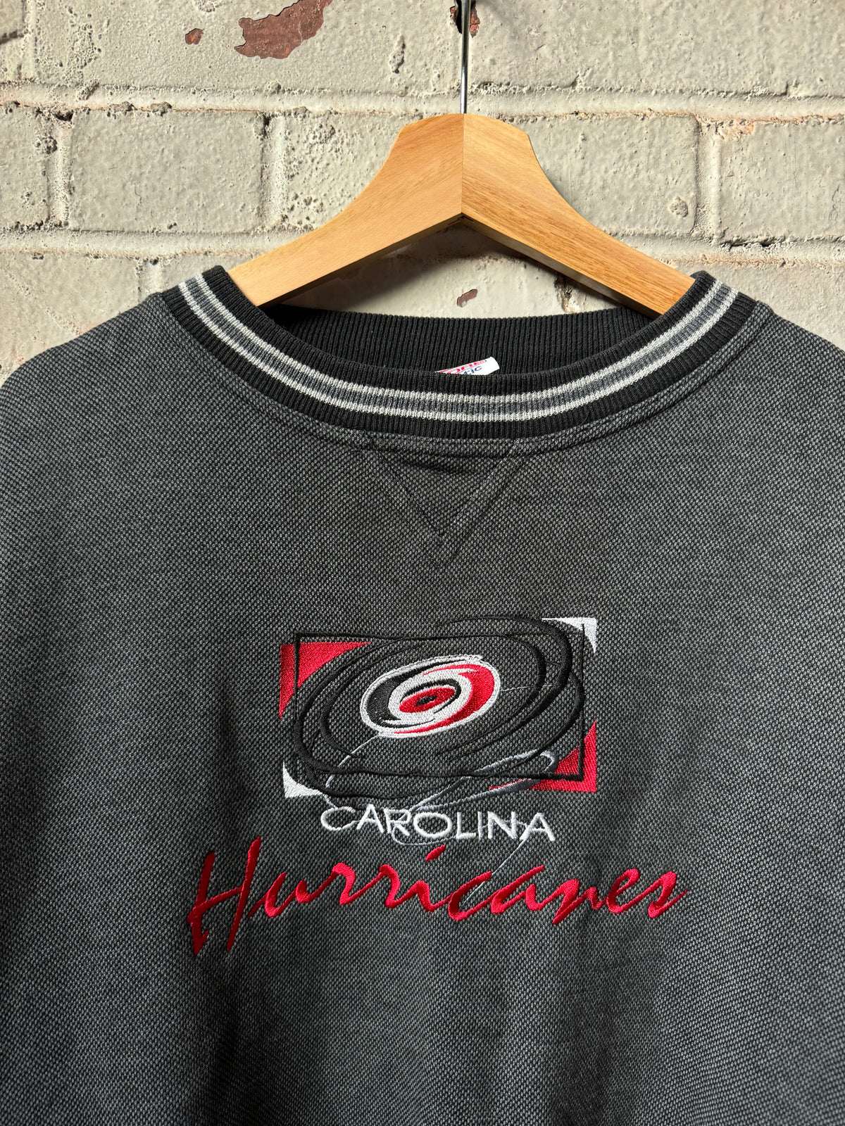 90’s Carolina Hurricanes Vintage Knit Style Heavyweight NHL Crewneck (XL)