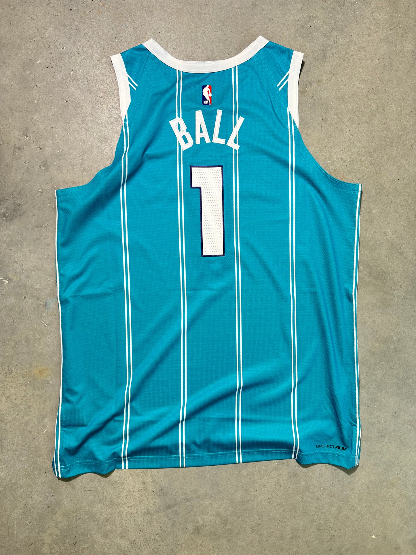 2023/2024 Charlotte Hornets LaMelo Ball Teal Jordan Brand Aeroknit Authentic On Court NBA Jersey (52/XL)