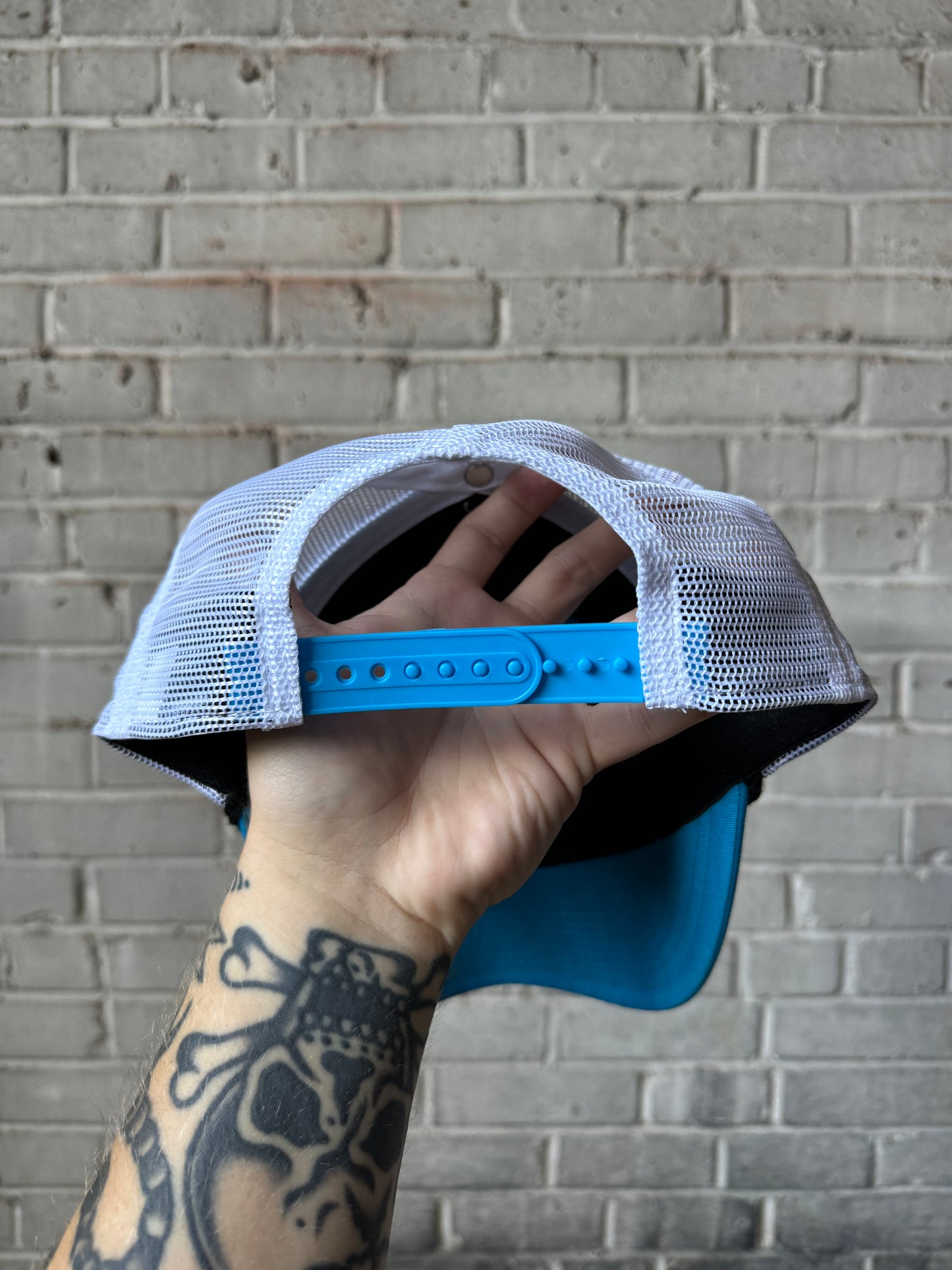 Carolina Panthers x New Era Mesh NFL Snapback Hat (OSFA)