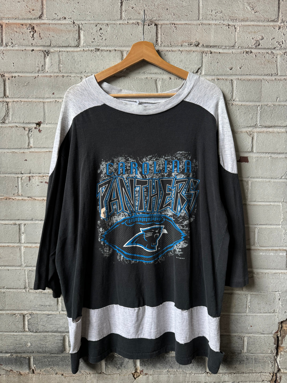 1995 Carolina Panthers Vintage 3/4 Sleeve Inaugural Season NFL Tee (XL)