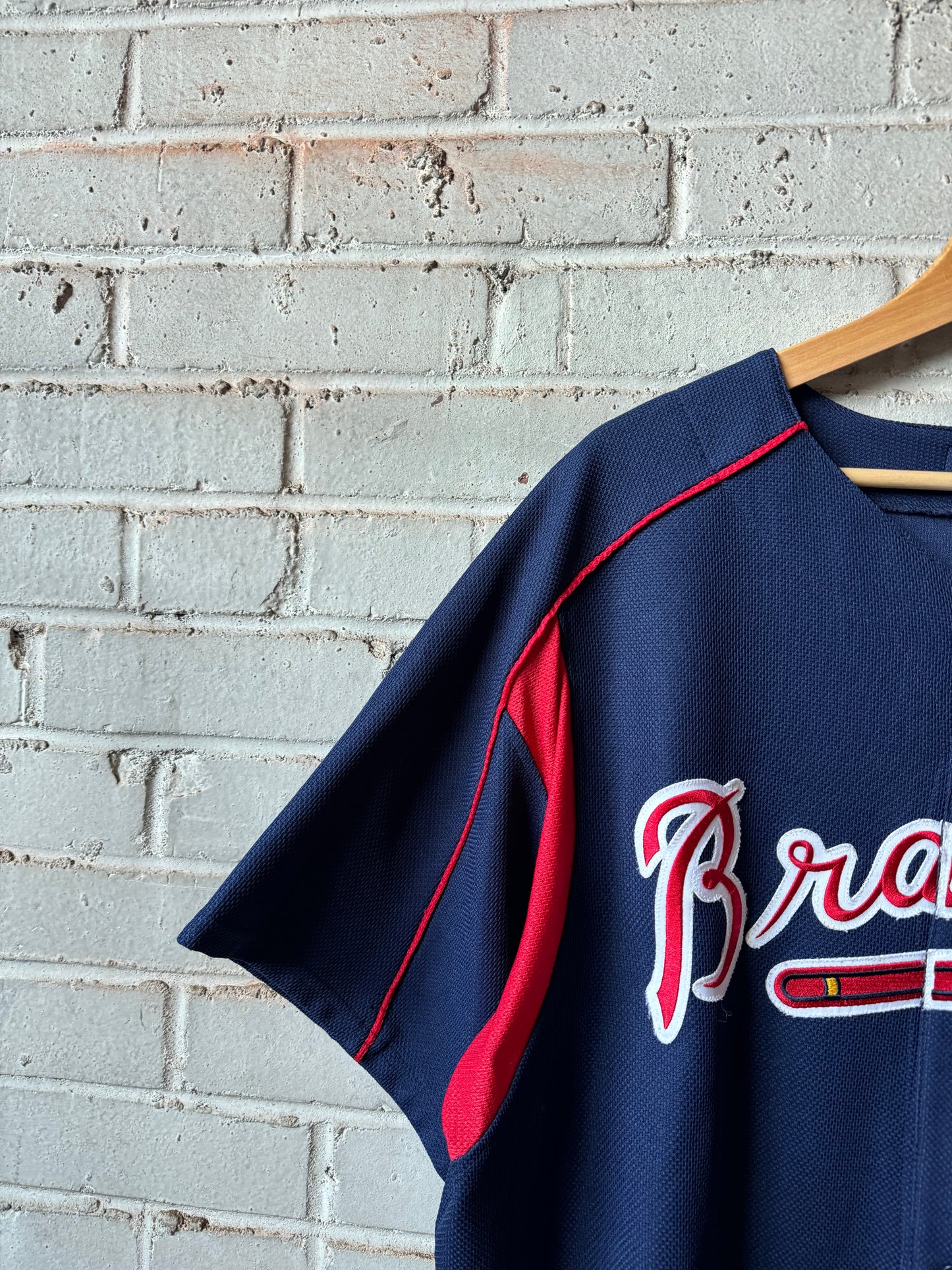 00’s Atlanta Braves Vintage Majestic Batting Practice Style MLB Baseball Jersey (XL)