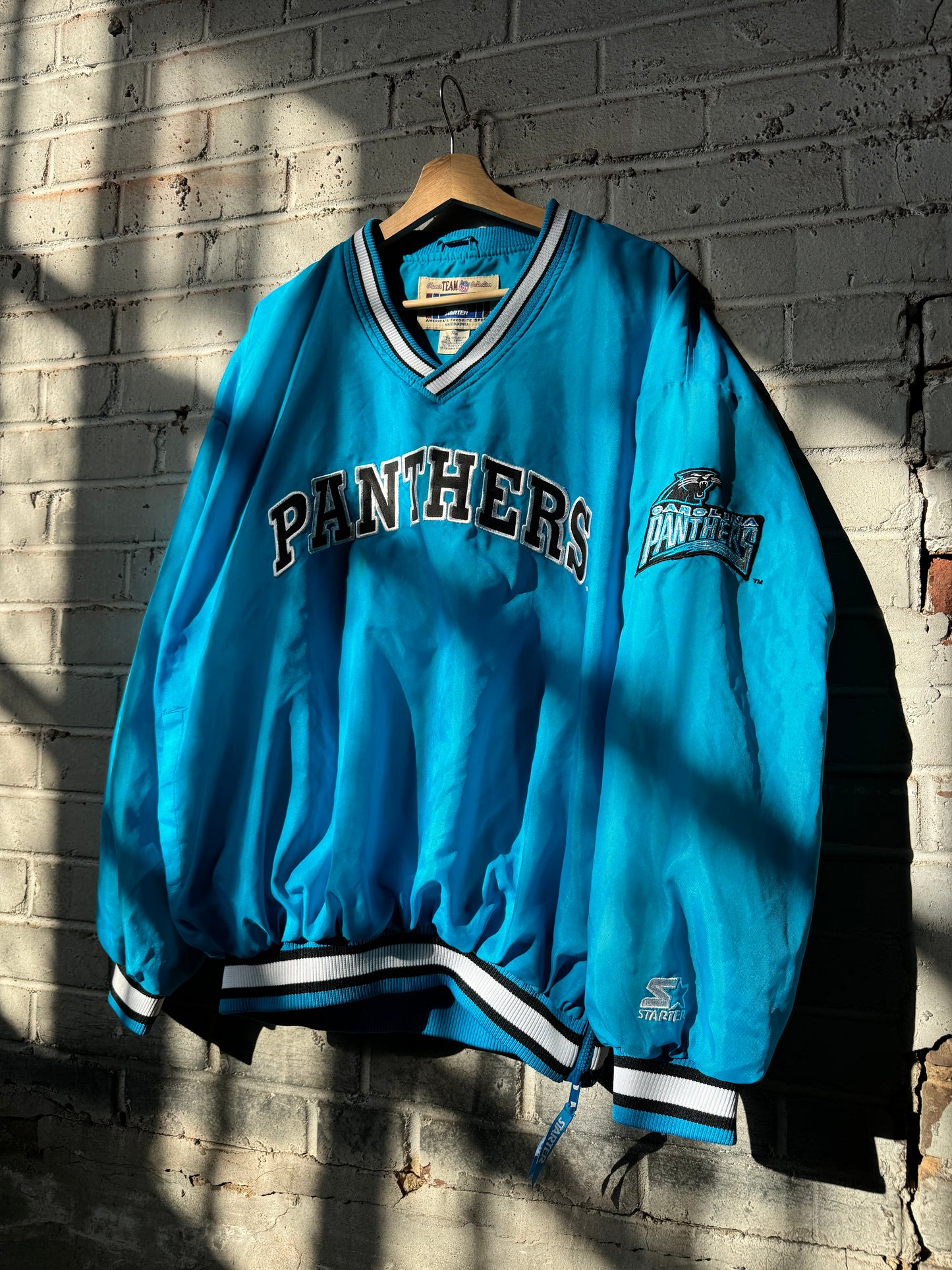 90’s Carolina Panthers Vintage Blue Starter Spellout V Neck NFL Pullover (XL)