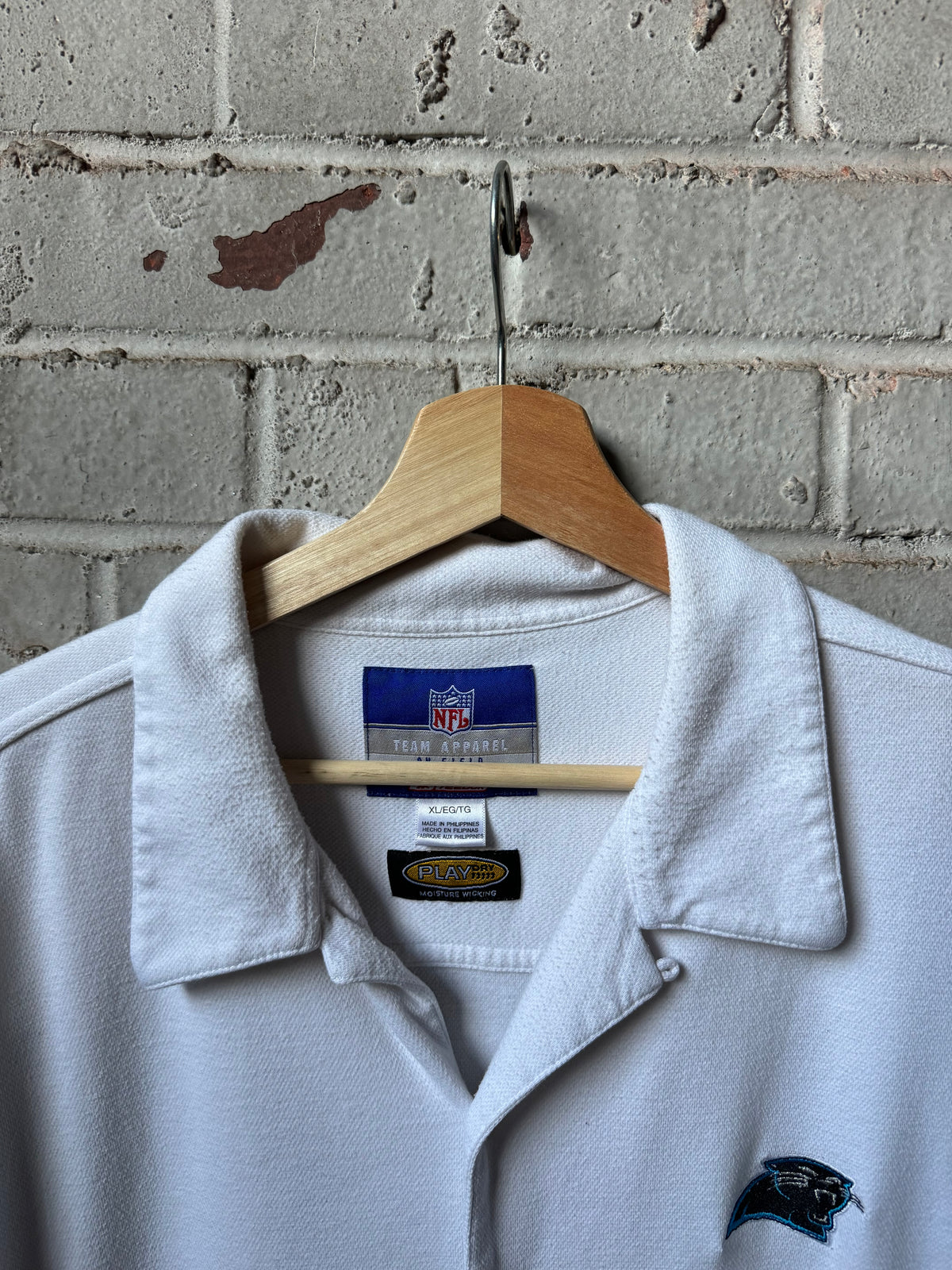 00’s Carolina Panthers Vintage White Reebok Striped NFL Button Down (XL)