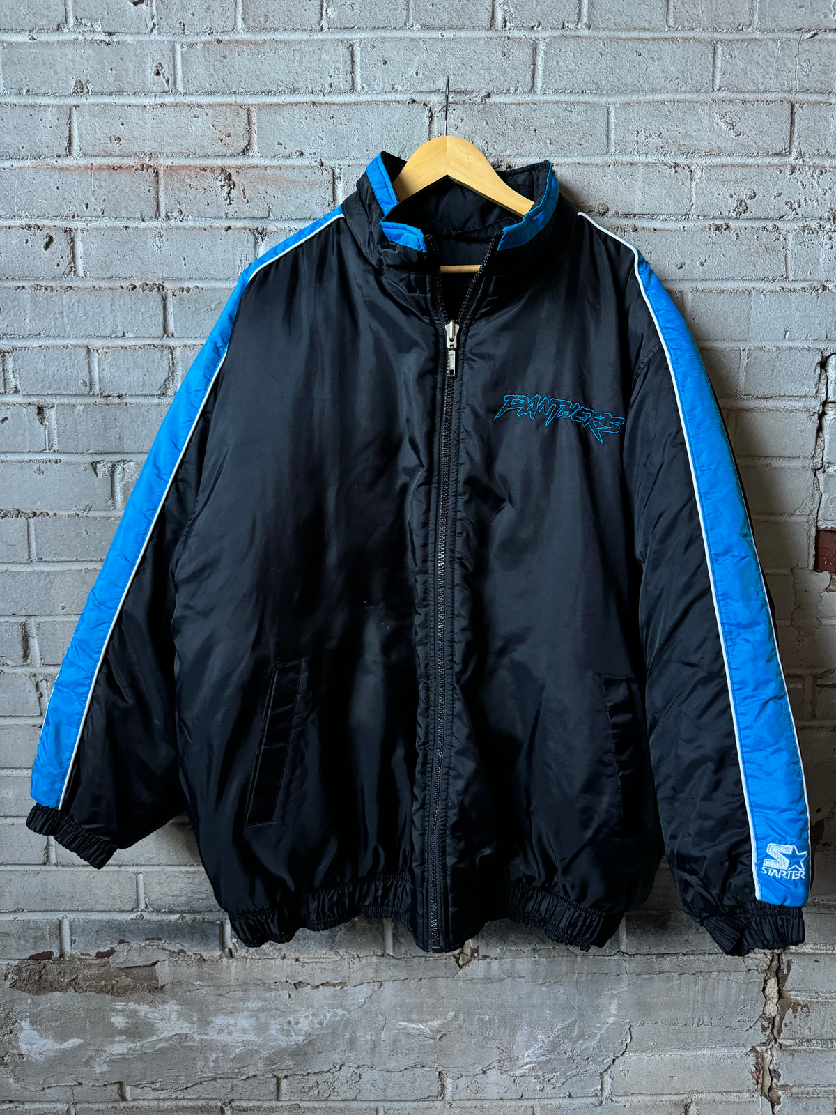 90’s Carolina Panthers Vintage Black Starter Reversible Quilted Nylon NFL Puffer Jacket (XXL)