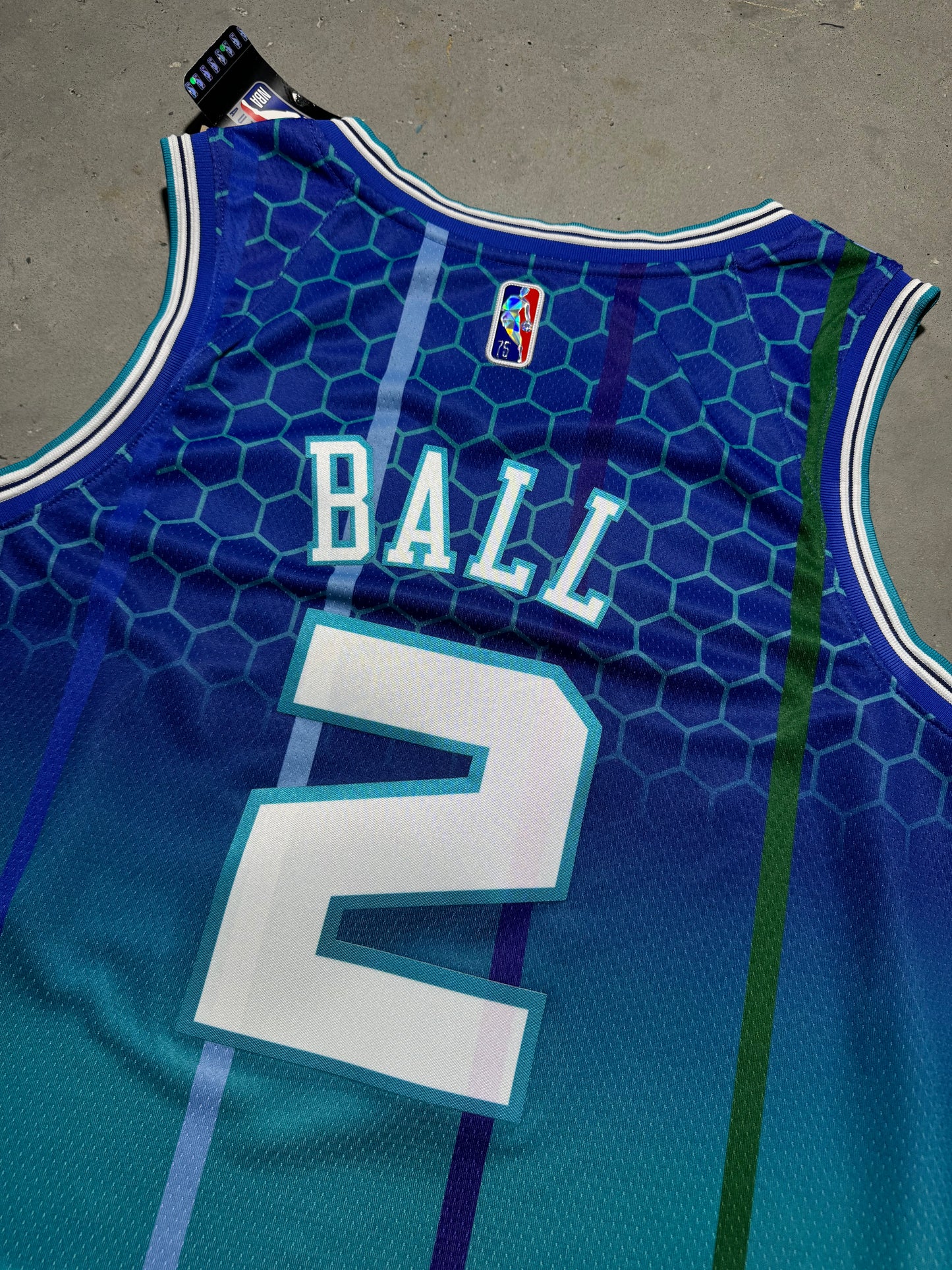2021/2022 Charlotte Hornets LaMelo Ball City Edition 75th Anniversary NBA Jordan Swingman Jersey - Deadstock (52/XL)