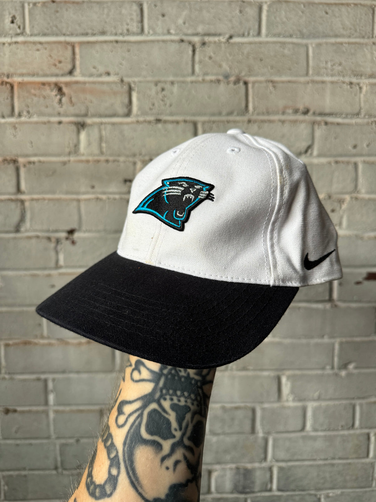 90’s Carolina Panthers Vintage White Nike Cat Scratch Font Strapback NFL Hat (OSFA)