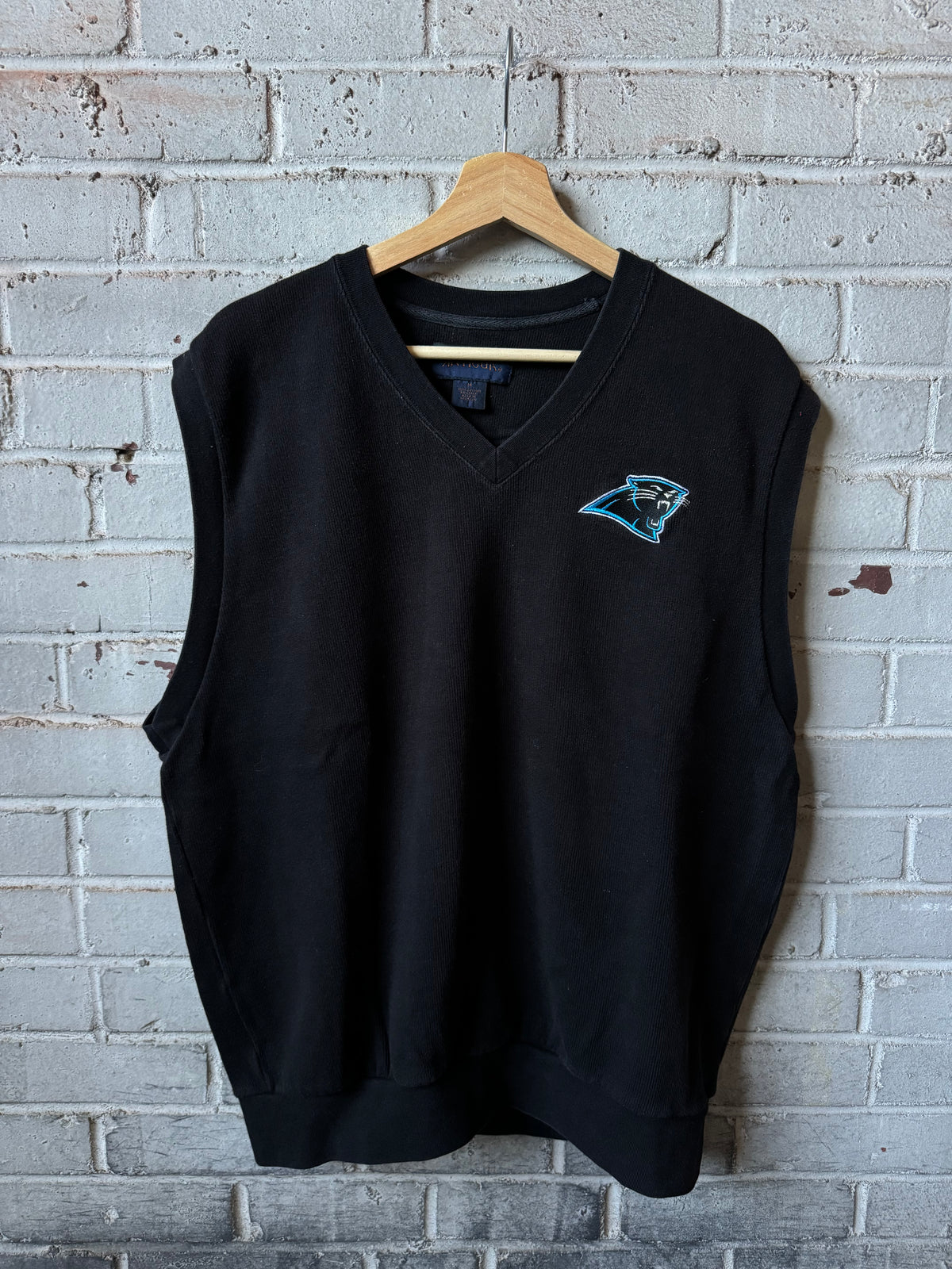 90’s Carolina Panthers Vintage Antigua Black NFL Sweater Vest (Medium)