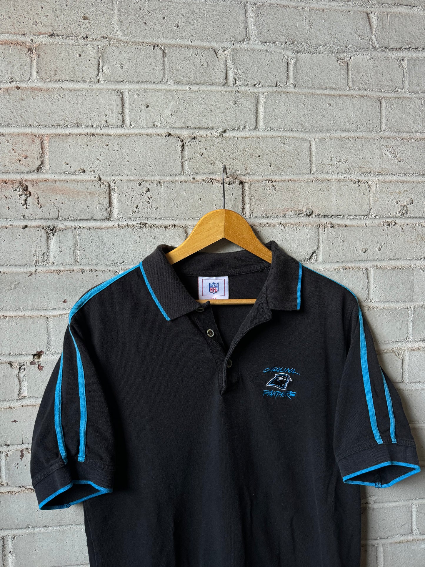 00’s Carolina Panthers Vintage Black Cat Scratch Font NFL Polo Collared Shirt (Medium)