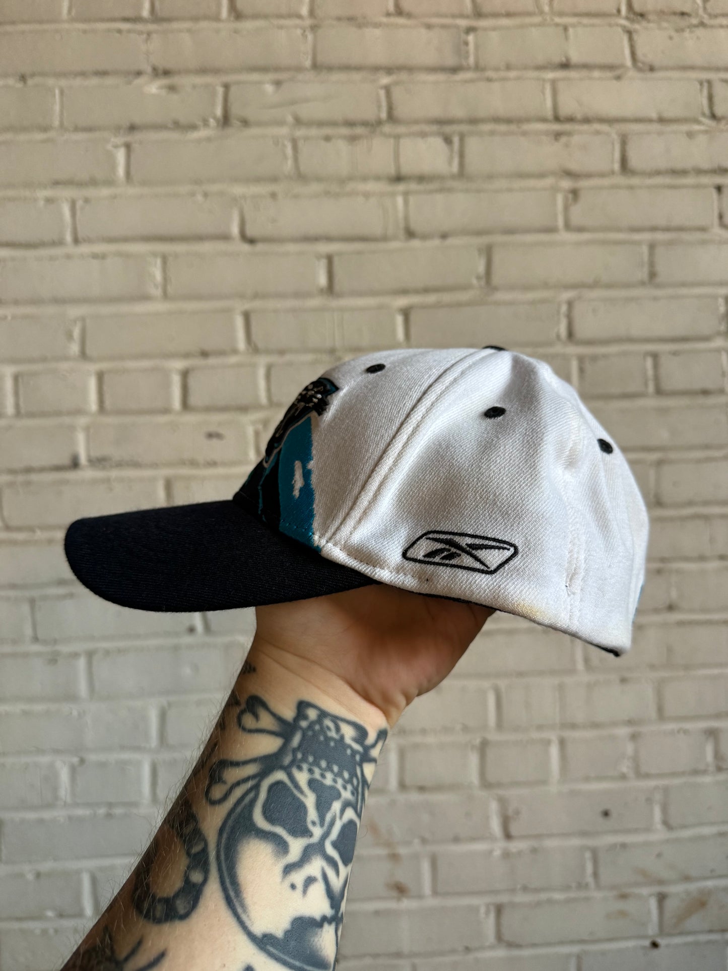 00’s Carolina Panthers Vintage Reebok Splash Embroidered NFL Sideline Fitted Hat (OSFA)