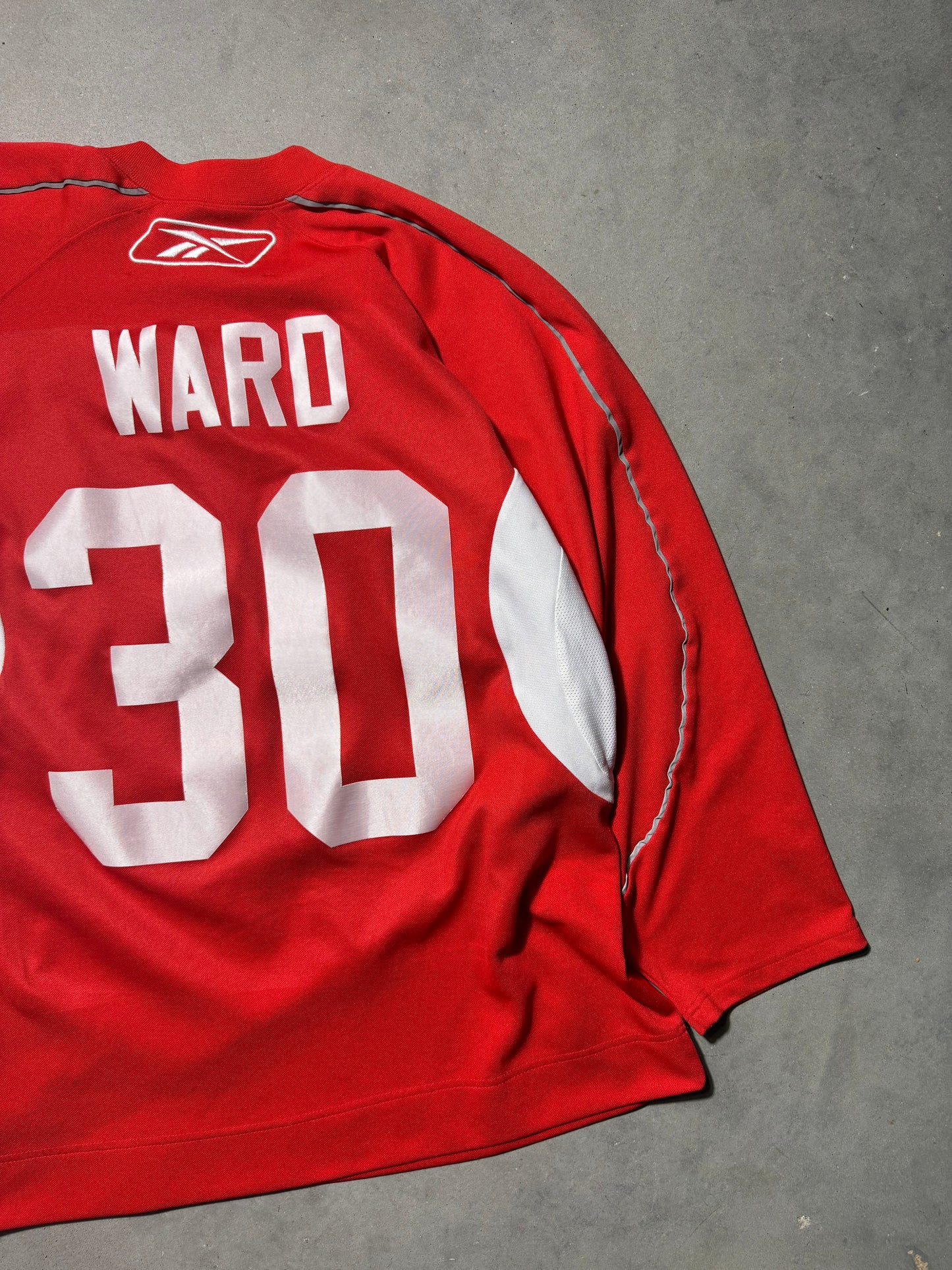 00’s Carolina Hurricanes Cam Ward Vintage Red Reebok Practice Style NHL Hockey Jersey (Medium)