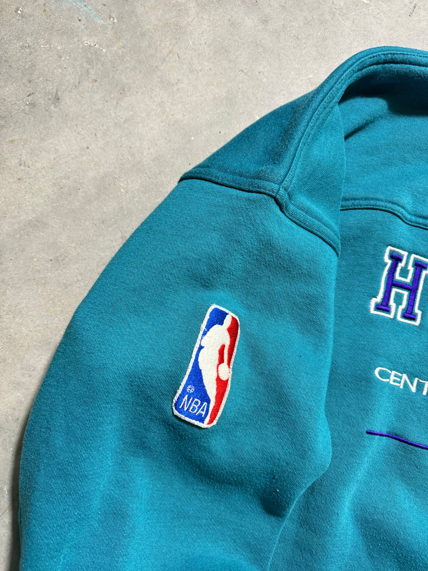 90’s Charlotte Hornets Vintage Teal Lee Sport Fully Embroidered Heavyweight NBA Crewneck (XXL)