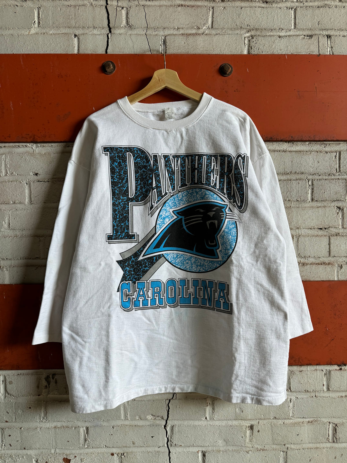 90’s Carolina Panthers Vintage White Big Logo Spellout Heavyweight Cotton Crewneck (Large)