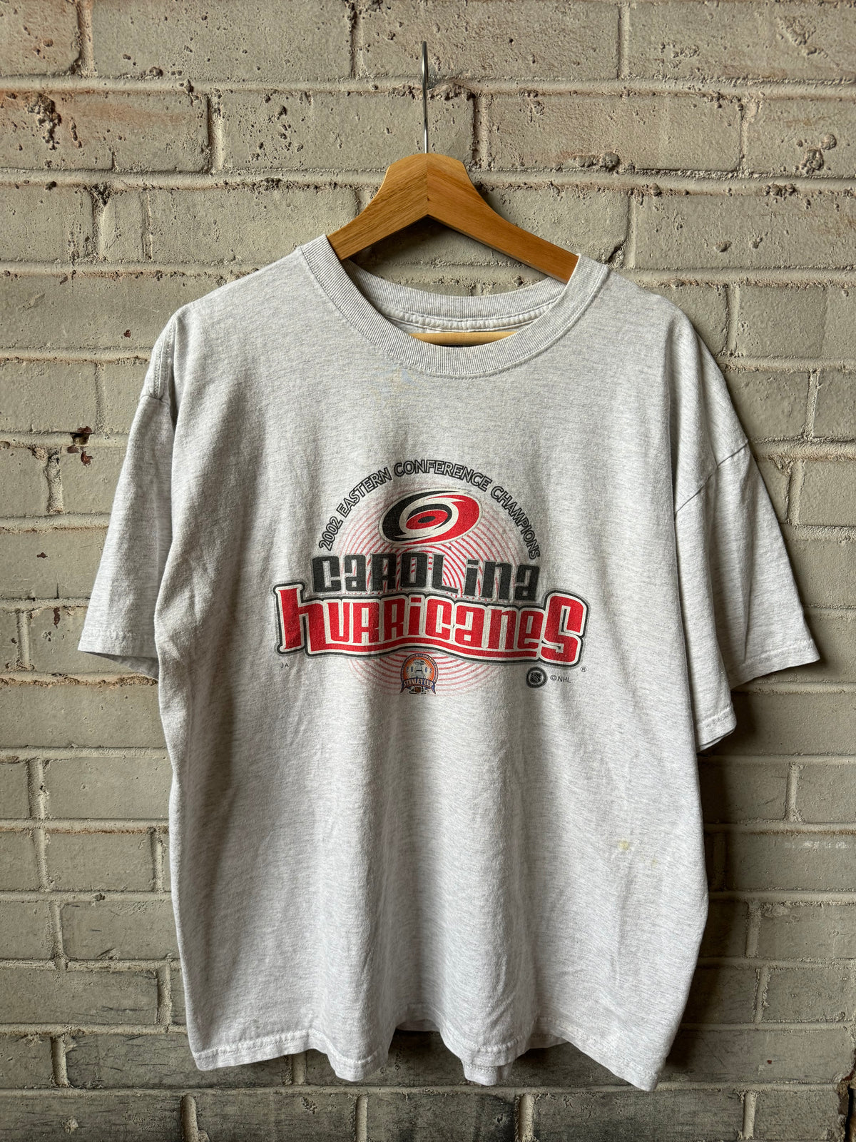 2002 Carolina Hurricanes Vintage Heather Grey Eastern Conference Champions NHL Tee (XL)