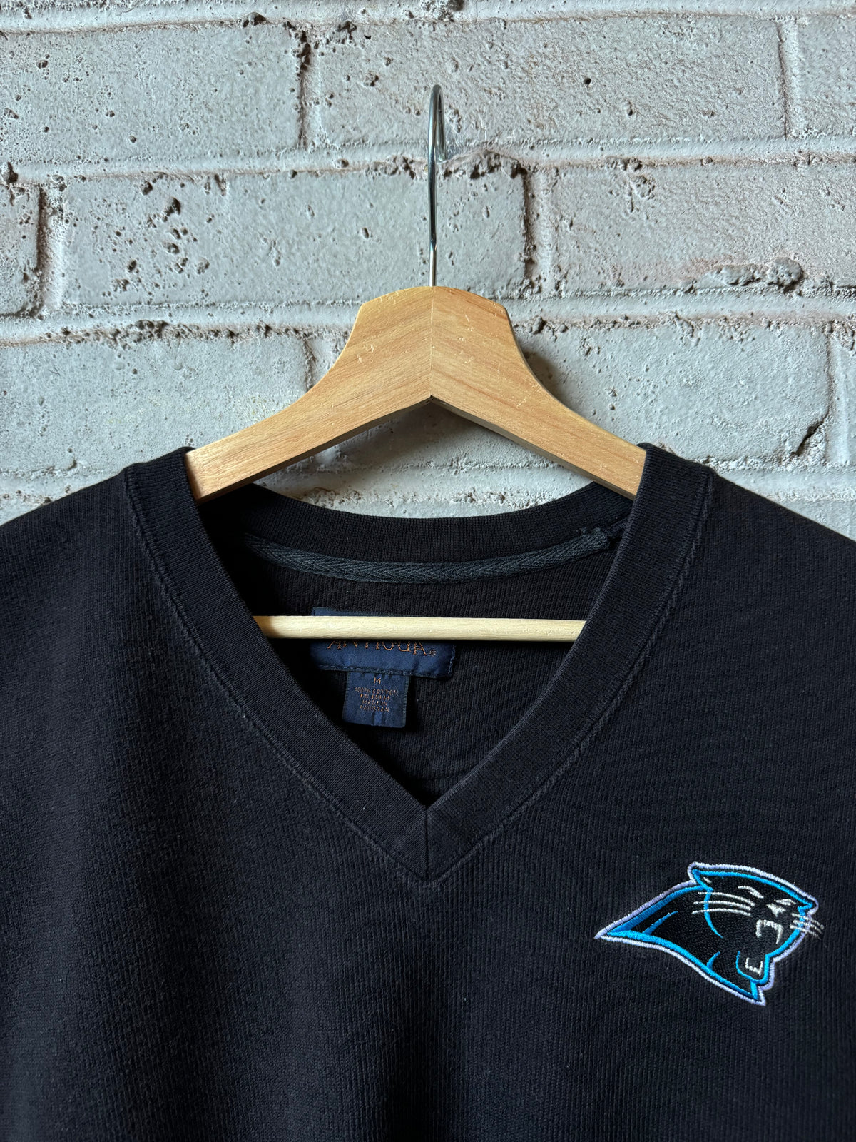 90’s Carolina Panthers Vintage Antigua Black NFL Sweater Vest (Medium)