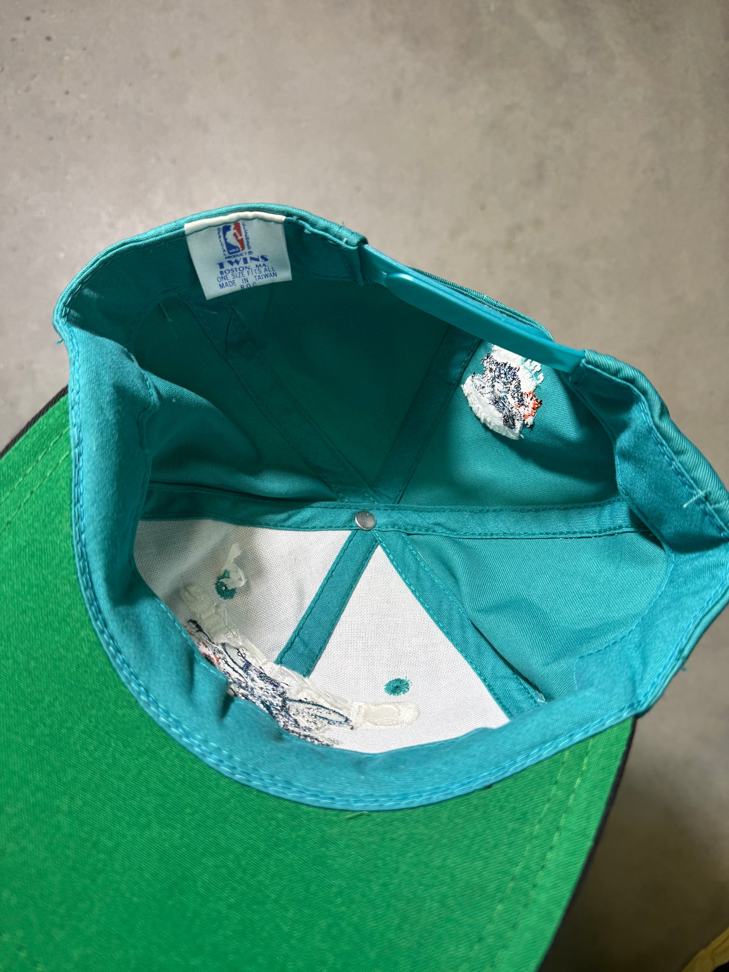 90’s Charlotte Hornets Vintage Teal Black Multi Logo NBA Snapback Hat (OSFA)