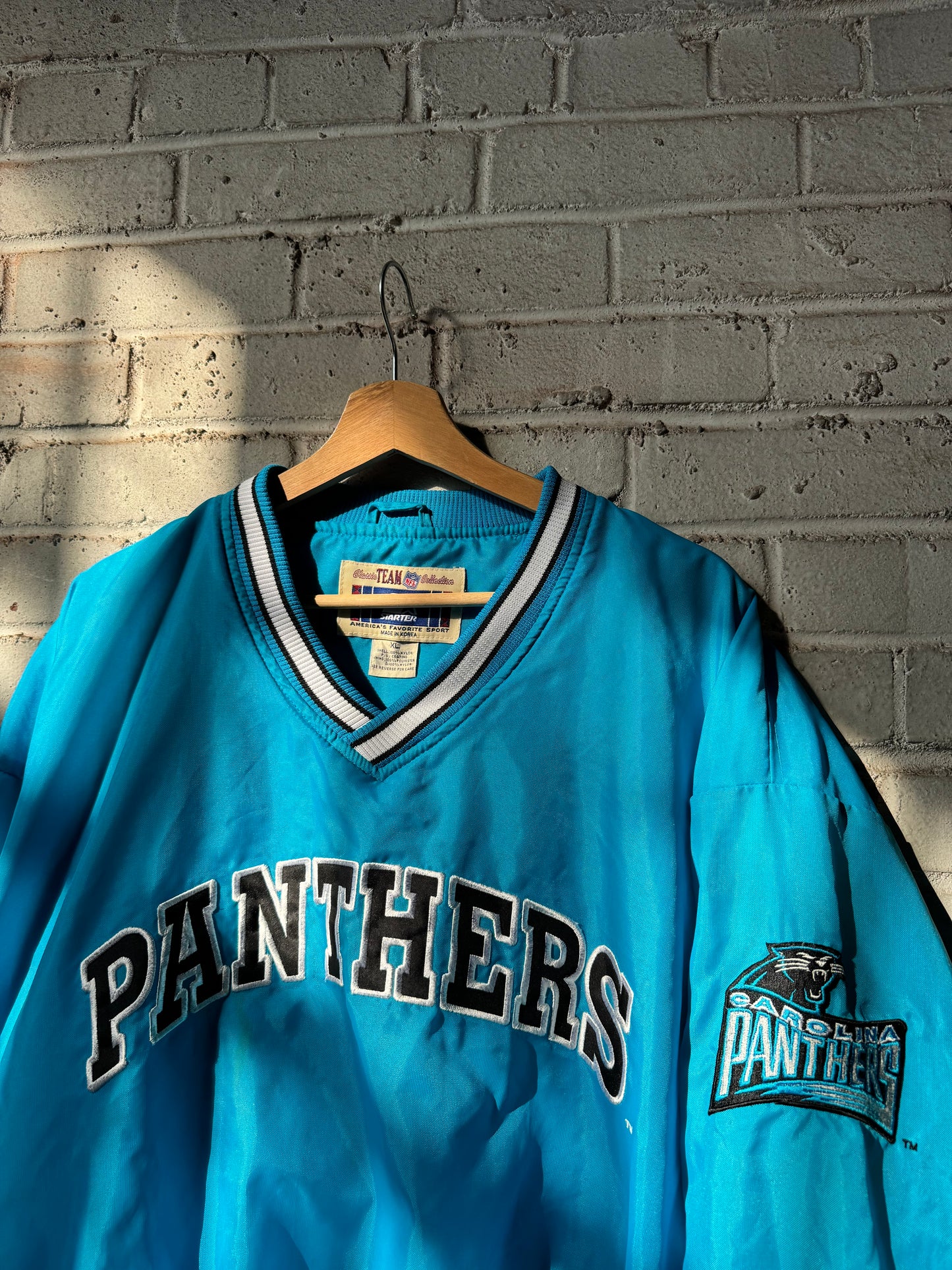 90’s Carolina Panthers Vintage Blue Starter Spellout V Neck NFL Pullover (XL)