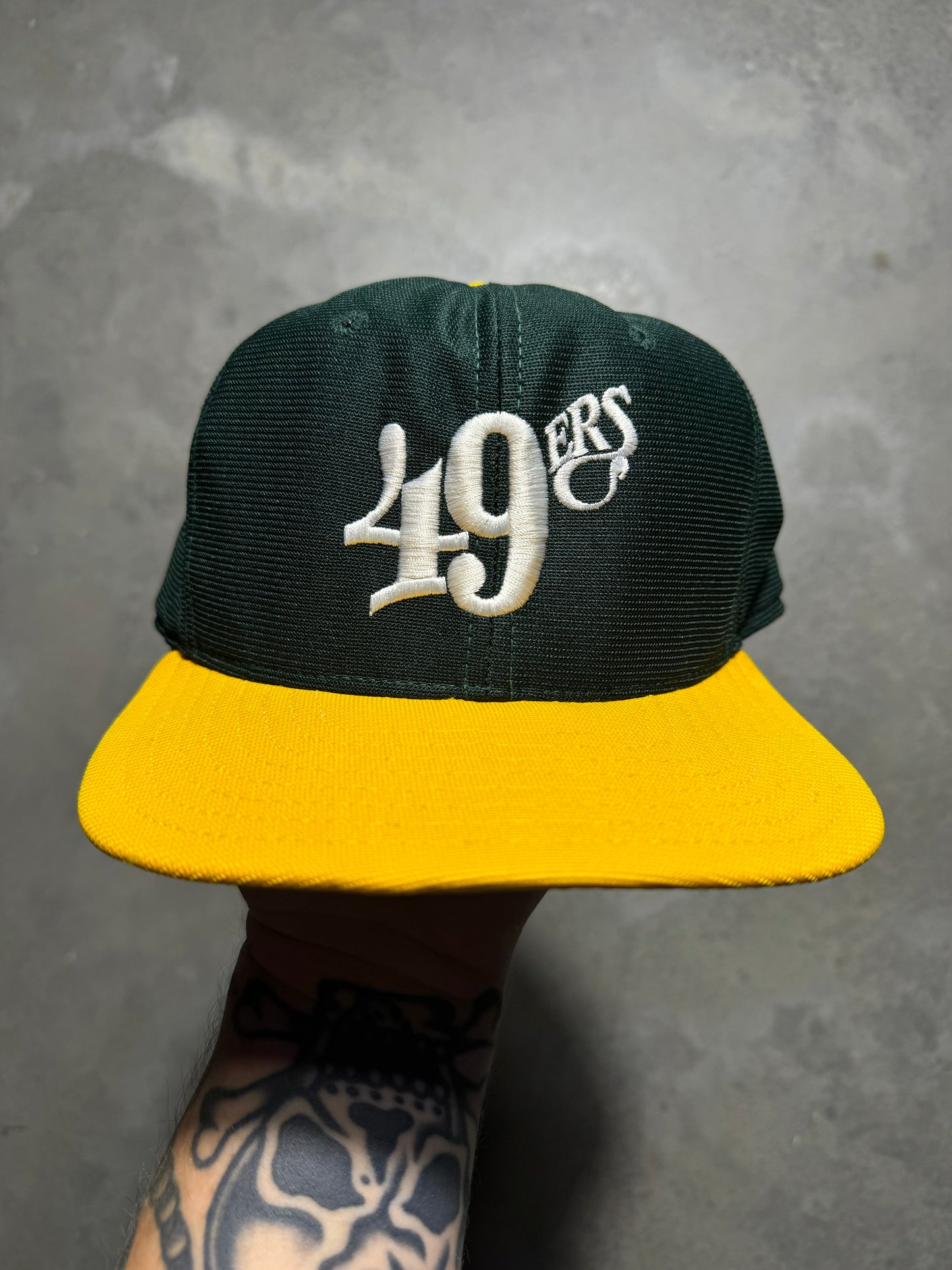 90’s UNC Charlotte 49ers Team Issued New Era College Baseball Fitted Hat (7 1/4)