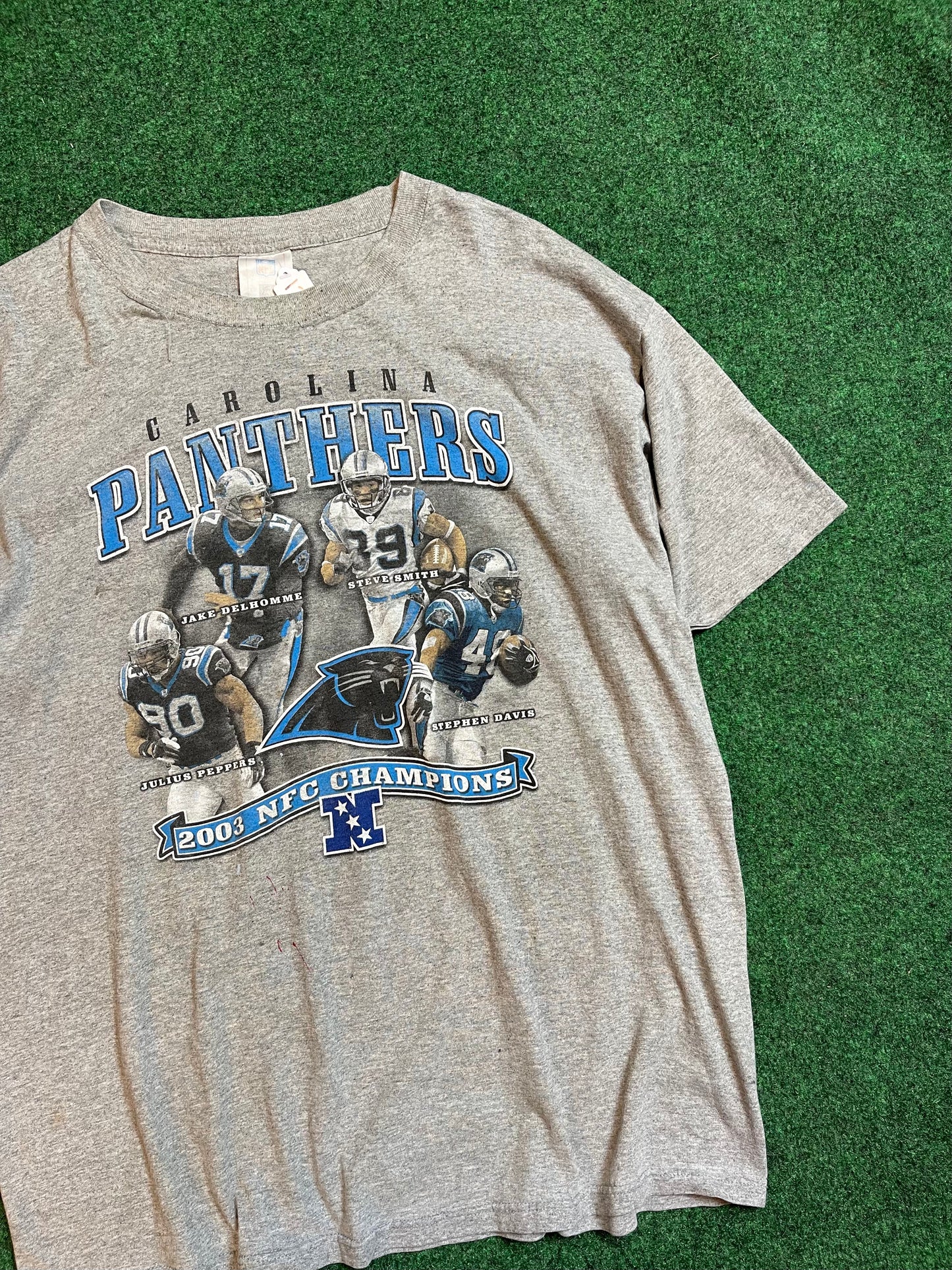 2003 Carolina Panthers NFC Champions Roster Vintage NFL Tee (XXL)