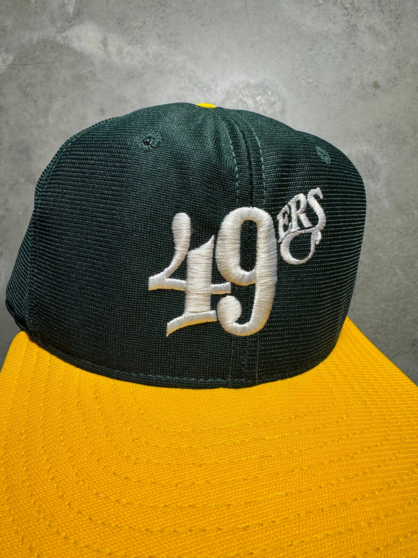 90’s UNC Charlotte 49ers Team Issued New Era College Baseball Fitted Hat (7 1/4)