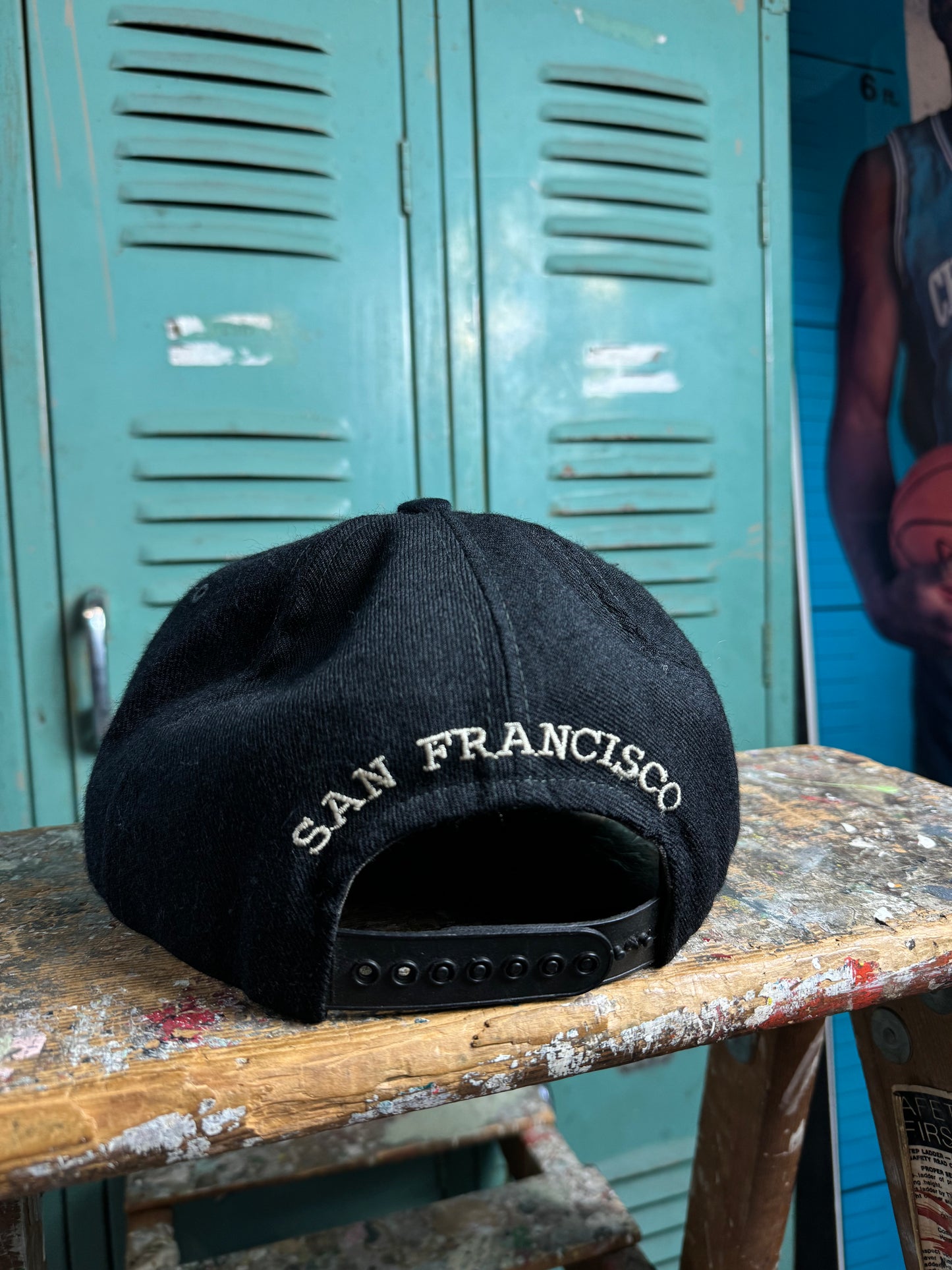 90’s San Francisco 49ers Black NFL Wool Snapback Hat (OSFA)