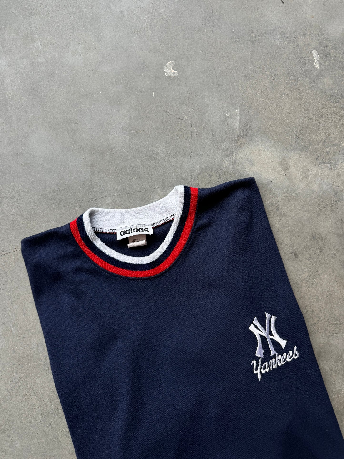 90’s New York Yankees Vintage Navy Blue Ribbed Collar Adidas MLB Tee (XXL)
