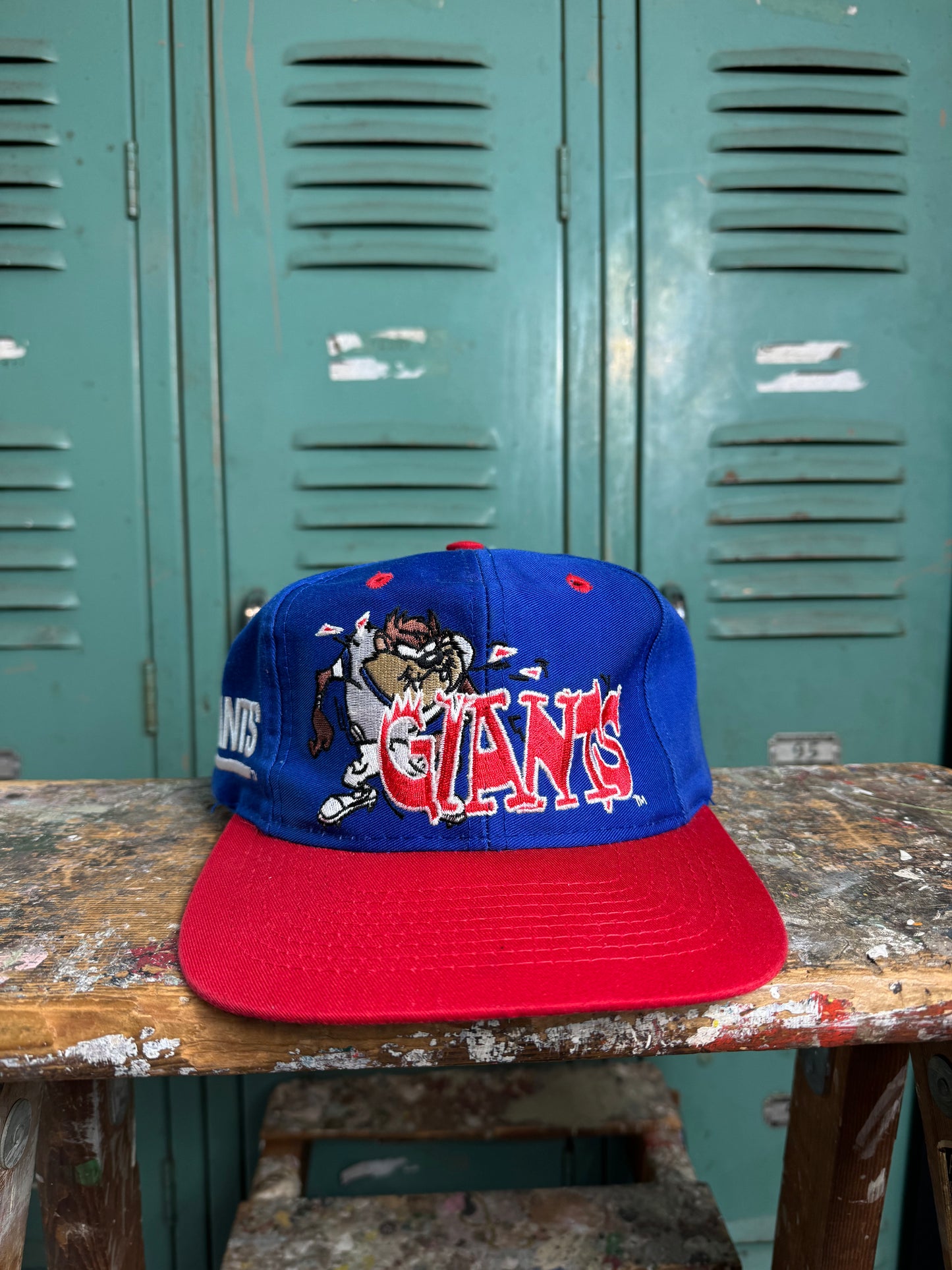 90’s New York Giants x Taz Vintage NFL Snapback Hat (OSFA)