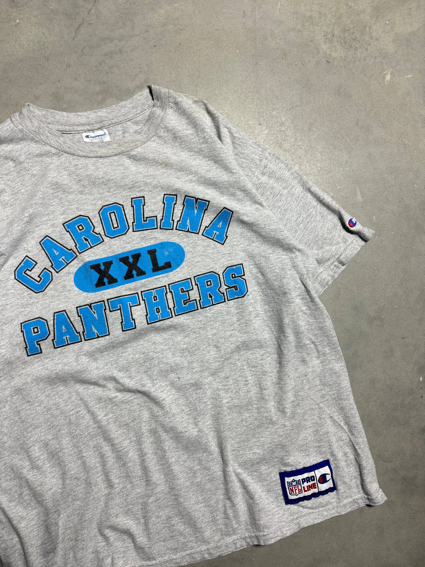 90’s Carolina Panthers Vintage Champion NFL Pro Line Arch Spellout NFL Tee (XL)