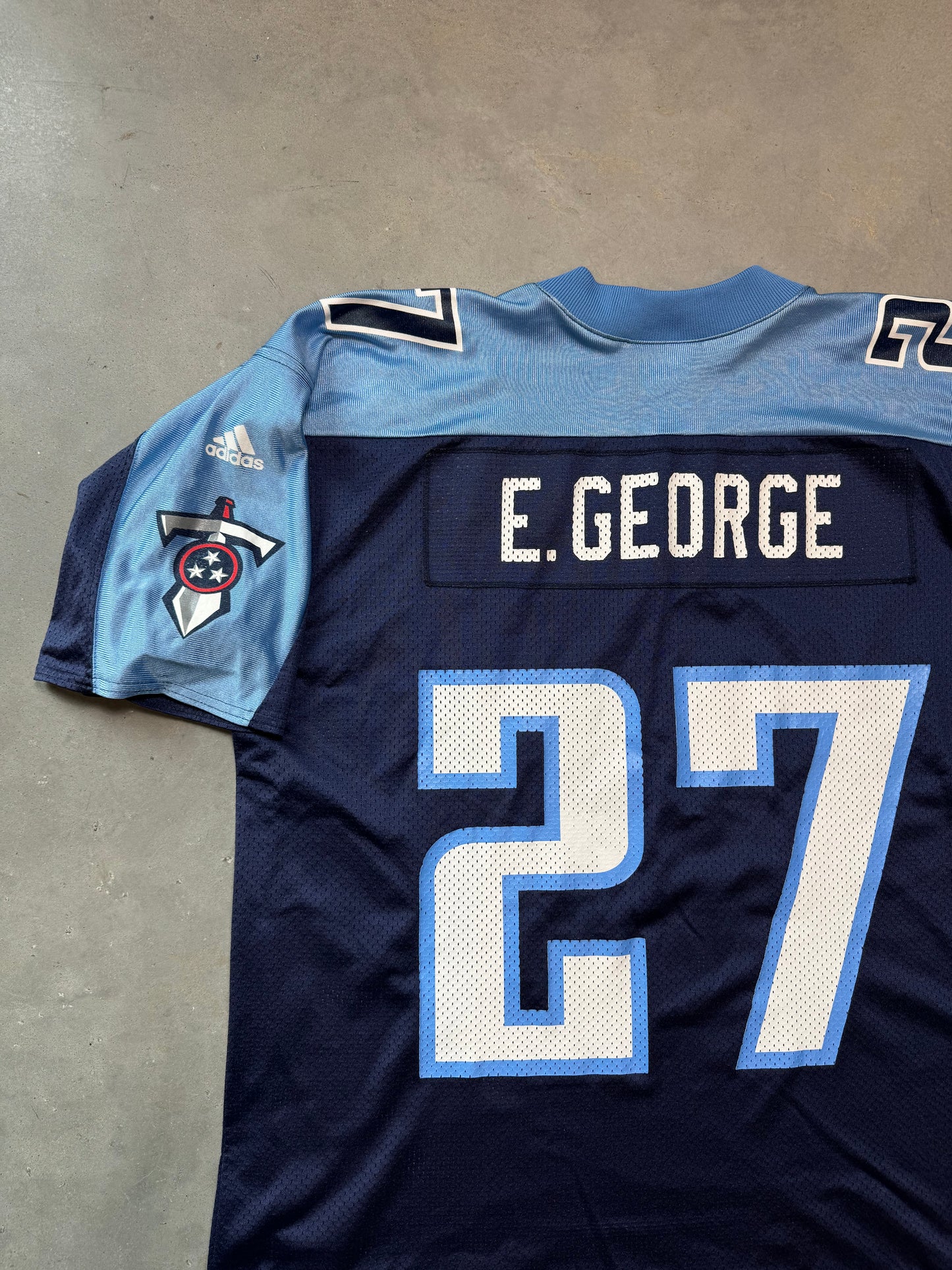 90’s Tennessee Titans Eddie George Vintage Cropped Fit Adidas NFL Jersey (XL)