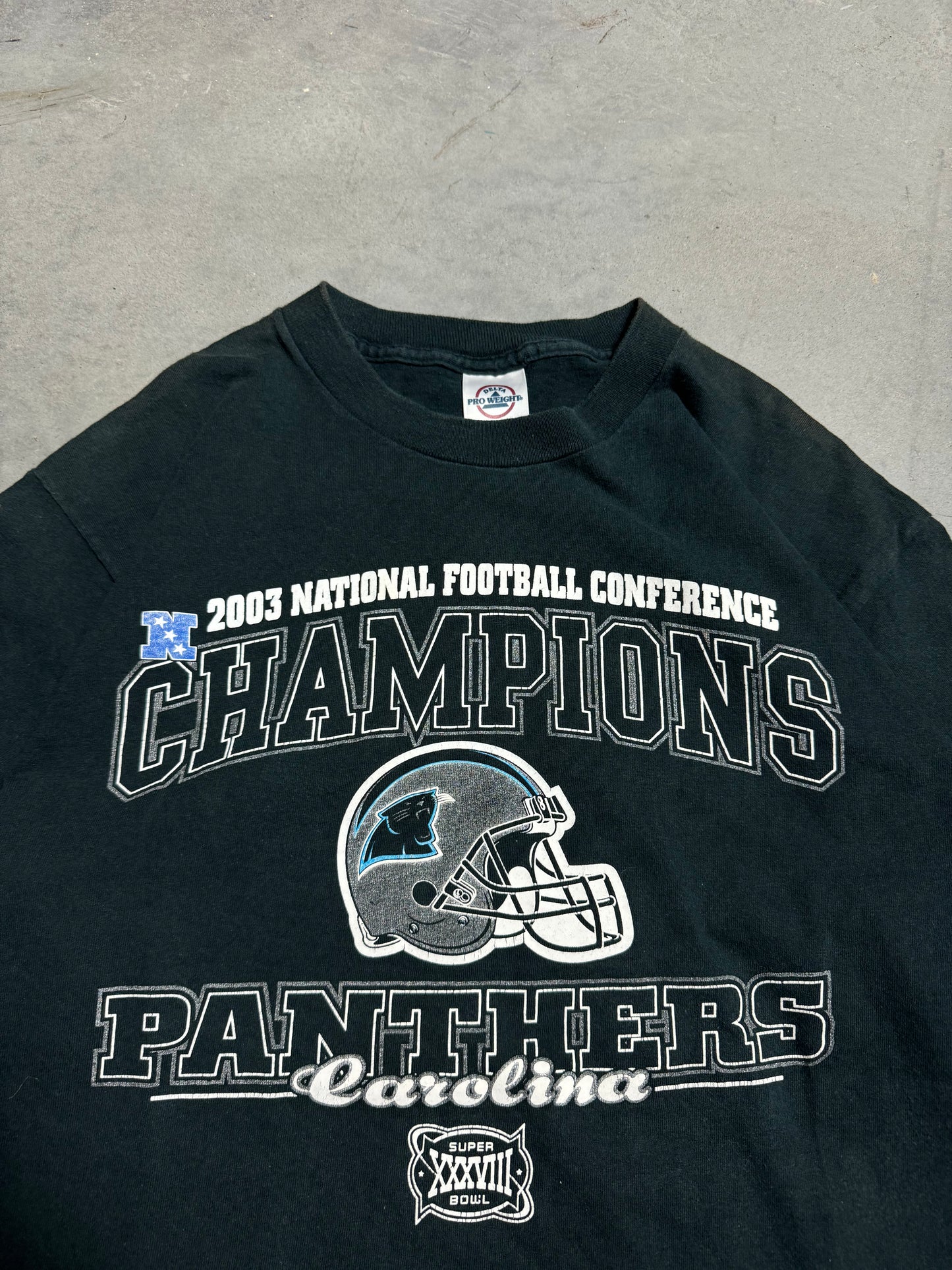 2003 Carolina Panthers NFC Champions Vintage Super Bowl XXXVIII NFL Tee (Medium)