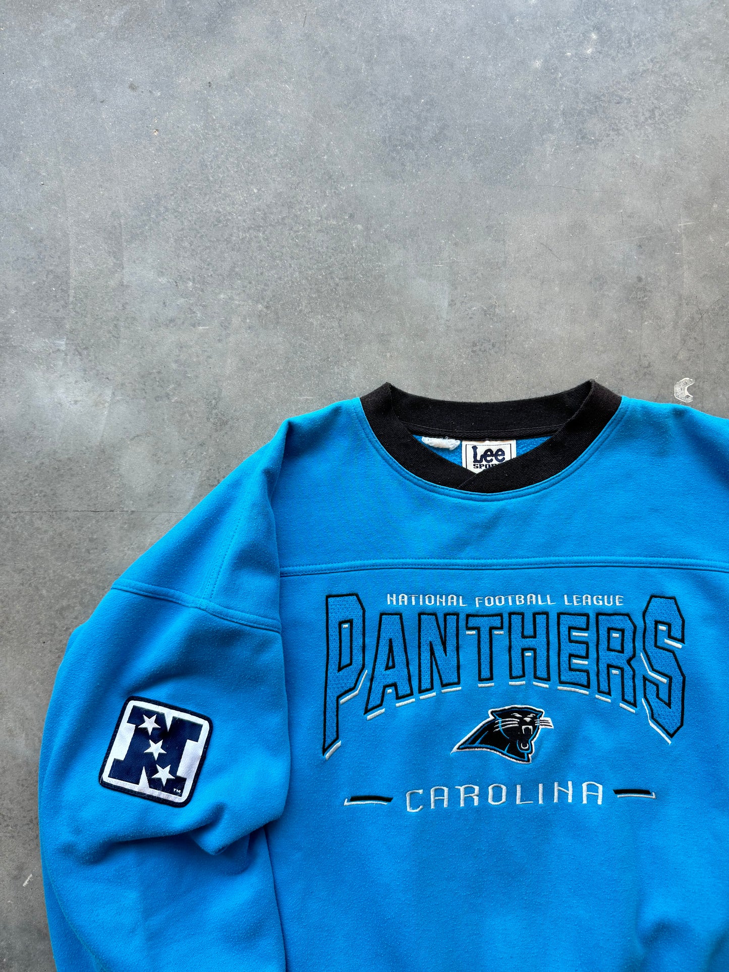 90’s Carolina Panthers Vintage Electric Blue Lee Sport Heavyweight Embroidered NFL Crewneck (XL)