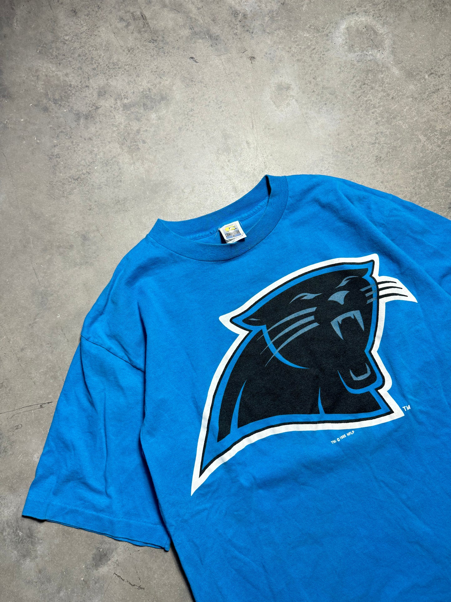 1995 Carolina Panthers Vintage Inaugural Season Blue Big Logo NFL Tee (XL)