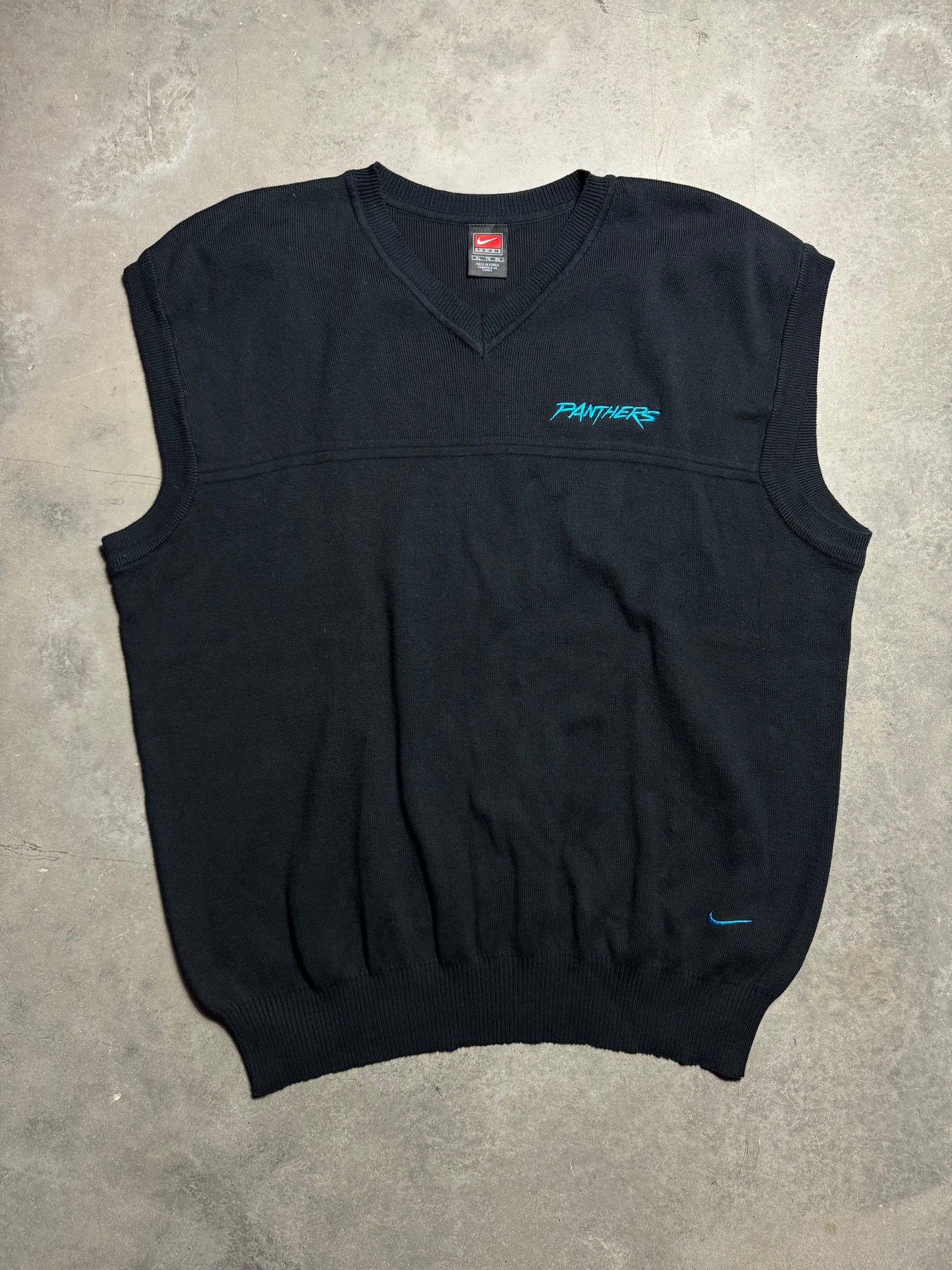 90’s Carolina Panthers Vintage Black Nike Embroidered Cat Scratch Font Heavyweight NFL Sweater Vest (XL)