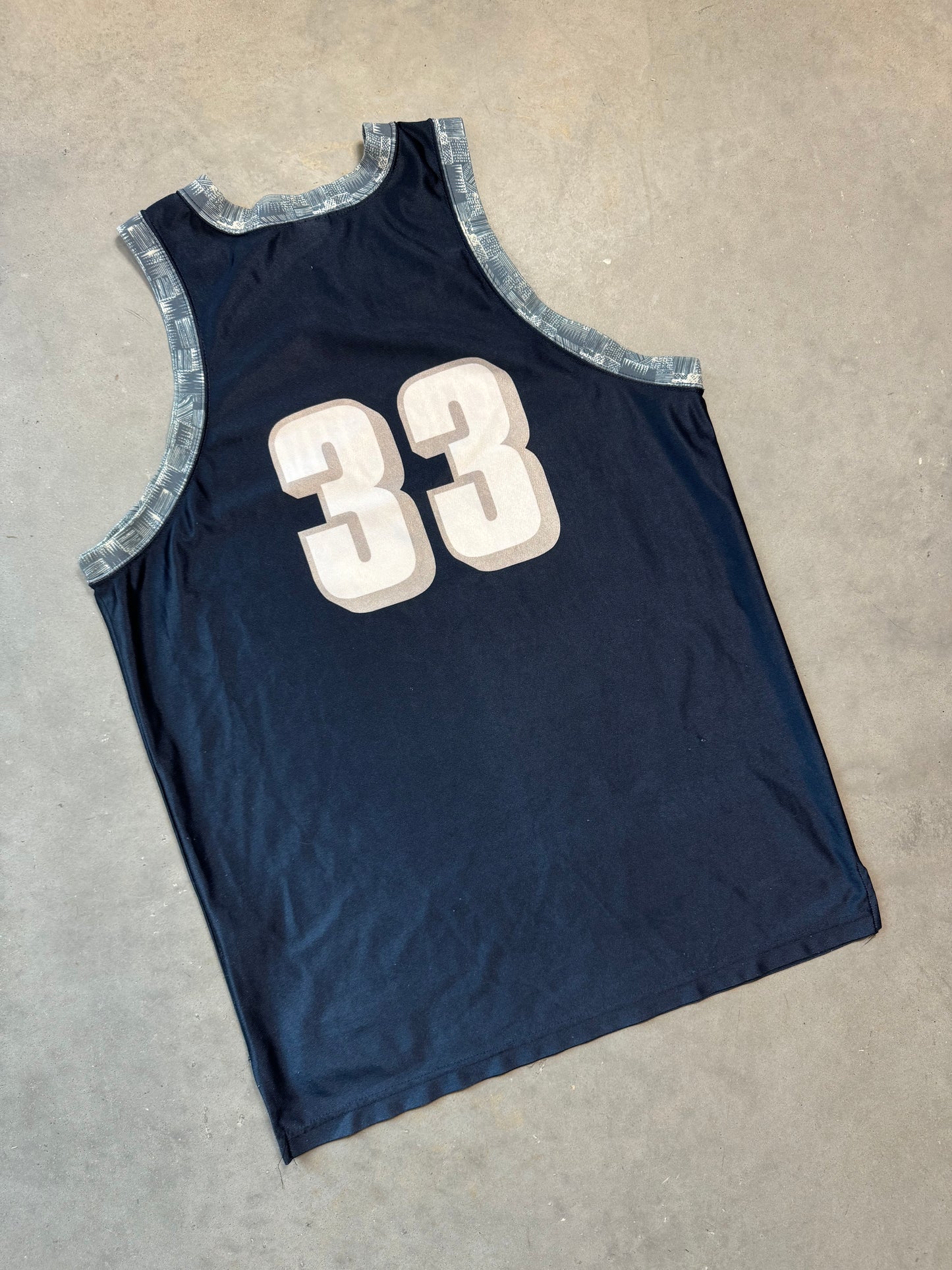 90’s Georgetown Hoyas Alonzo Mourning Vintage Nike Team Sports College Basketball Jersey (XL)