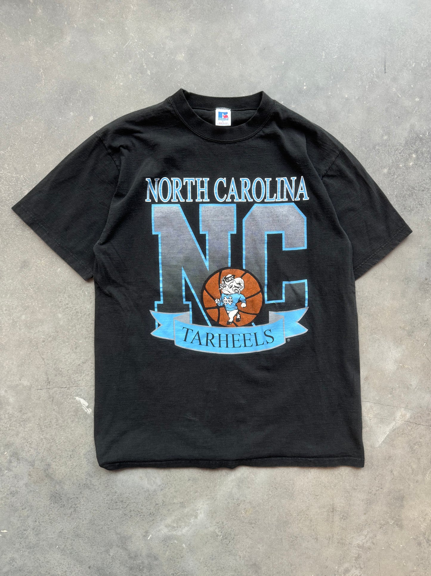 90’s UNC North Carolina Tarheels Vintage Russell Athletic College Basketball Tee (Large)