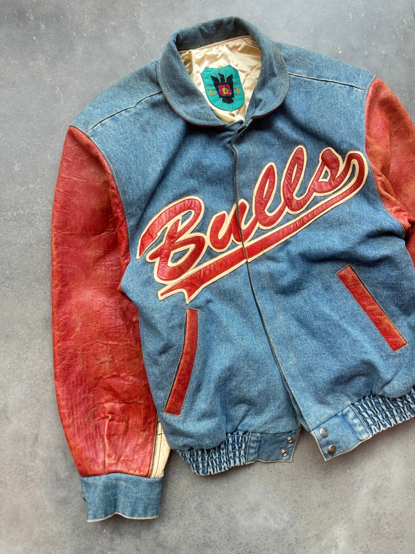 90’s Chicago Bulls Vintage Denim Leather Script Spellout Varsity NBA Jacket (Medium)