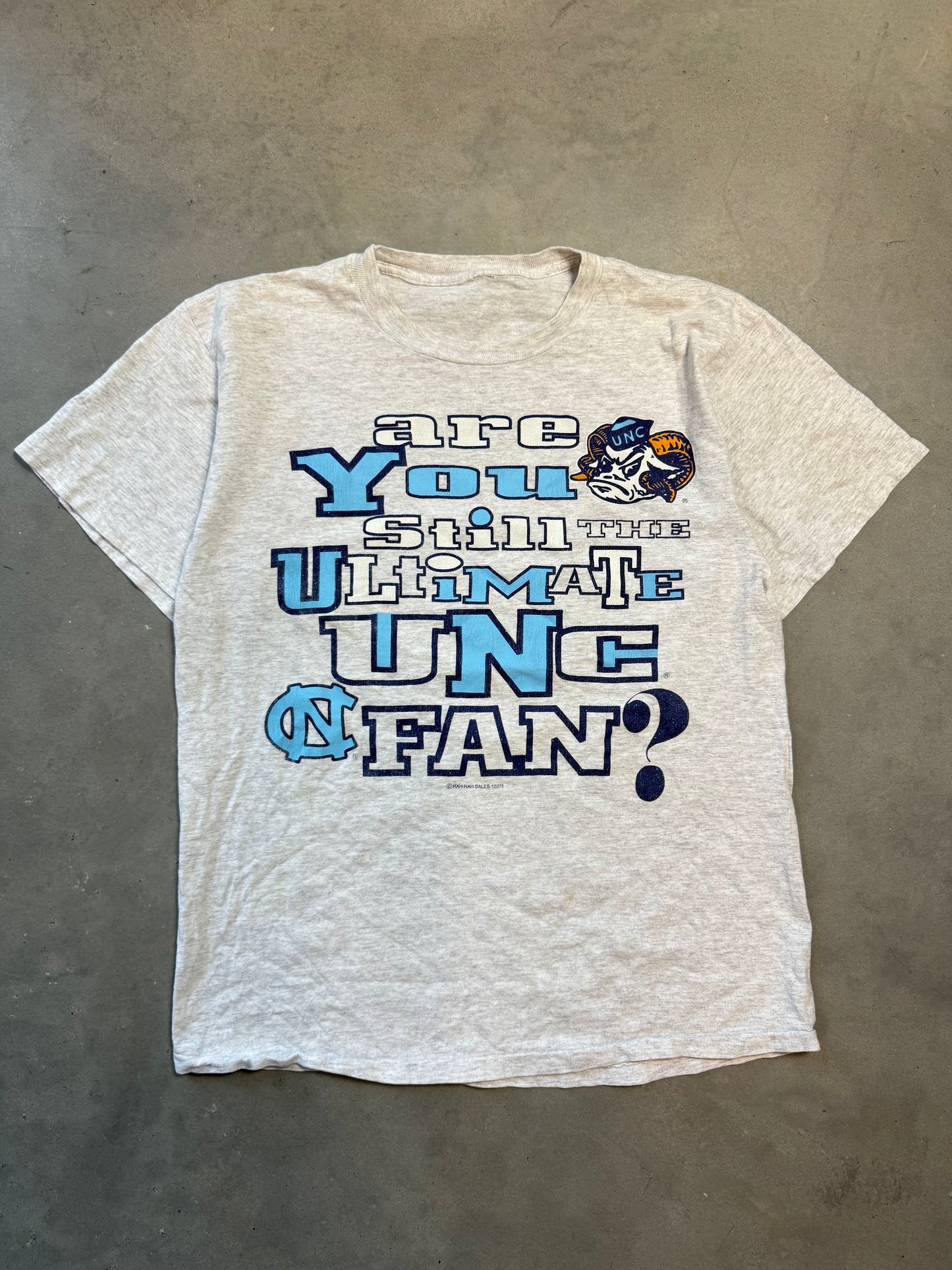 90’s UNC Tarheels Vintage “Are the Ultimate Fan” College Tee (Large)