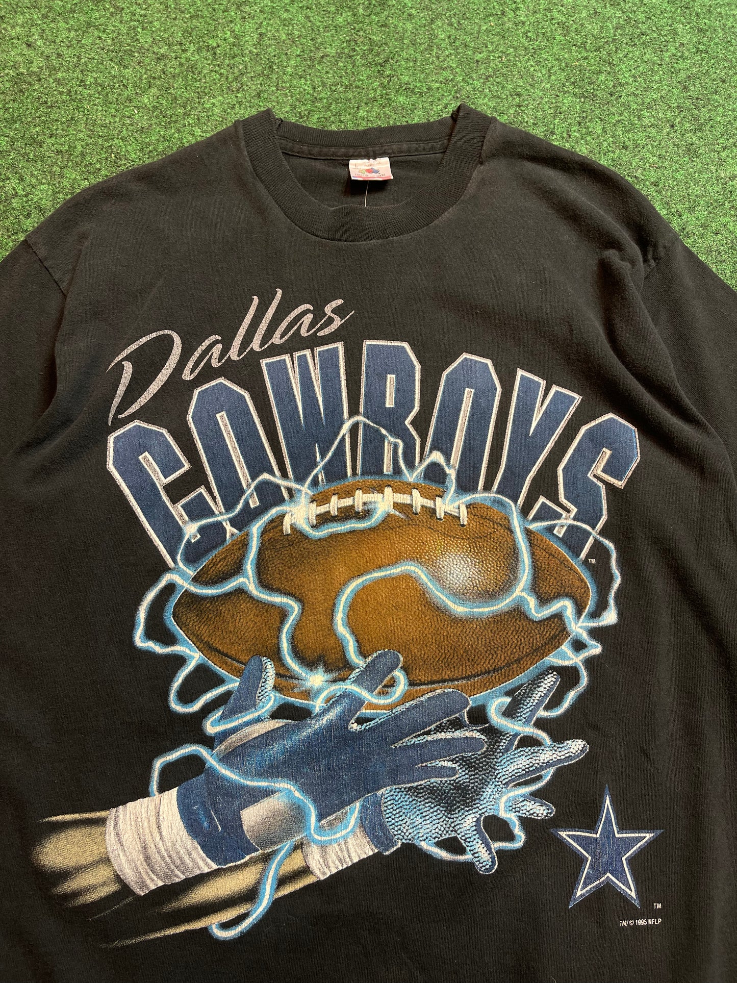 1995 Dallas Cowboys Vintage NFL Lightning Print Tee (Large)