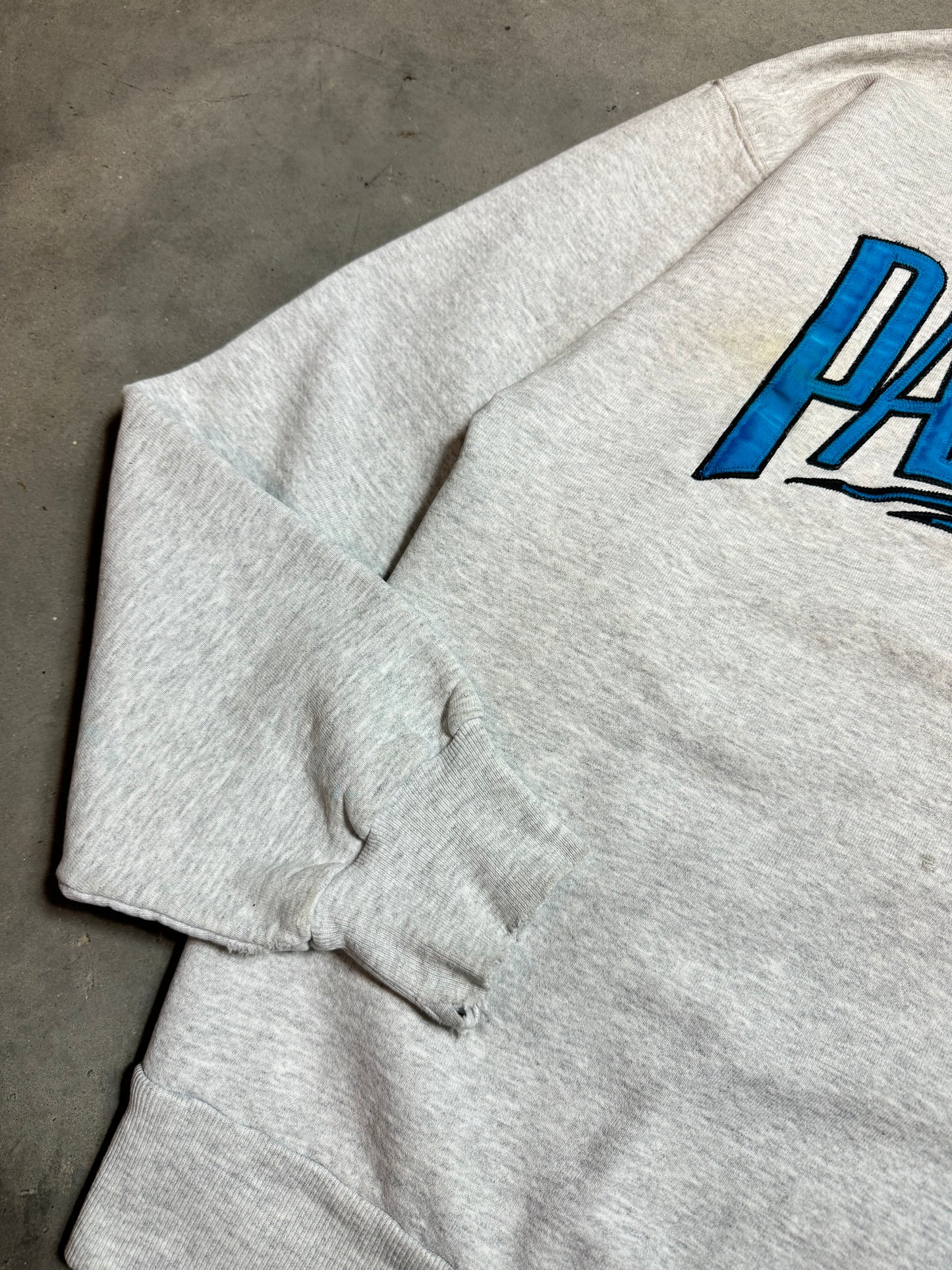 1995 Carolina Panthers Vintage Majestic Heather Grey Ultra Heavyweight Embroidered NFL Crewneck (Medium)