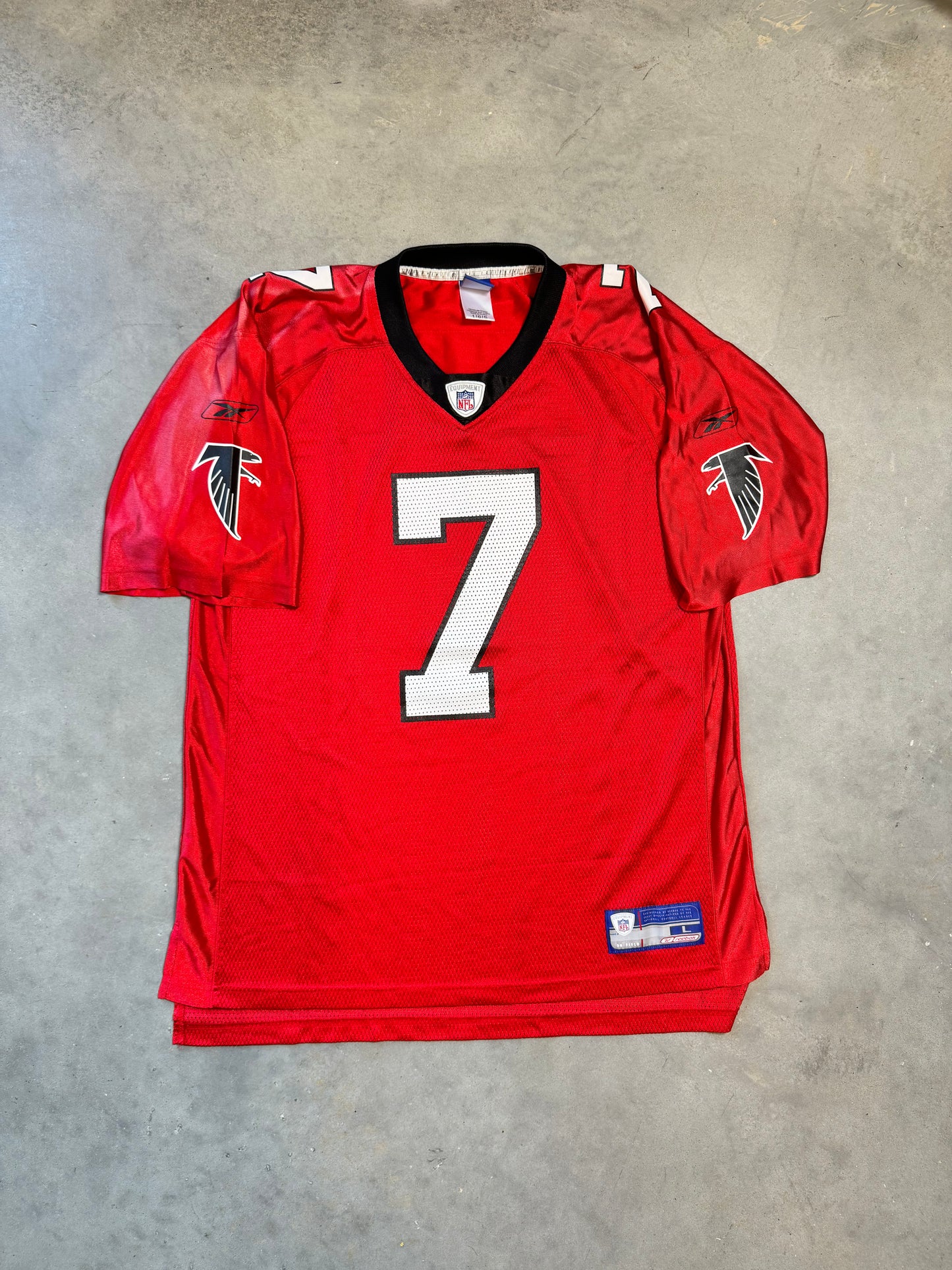 00’s Atlanta Falcons Michael Vick Vintage Red Reebok NFL Jersey (Large)
