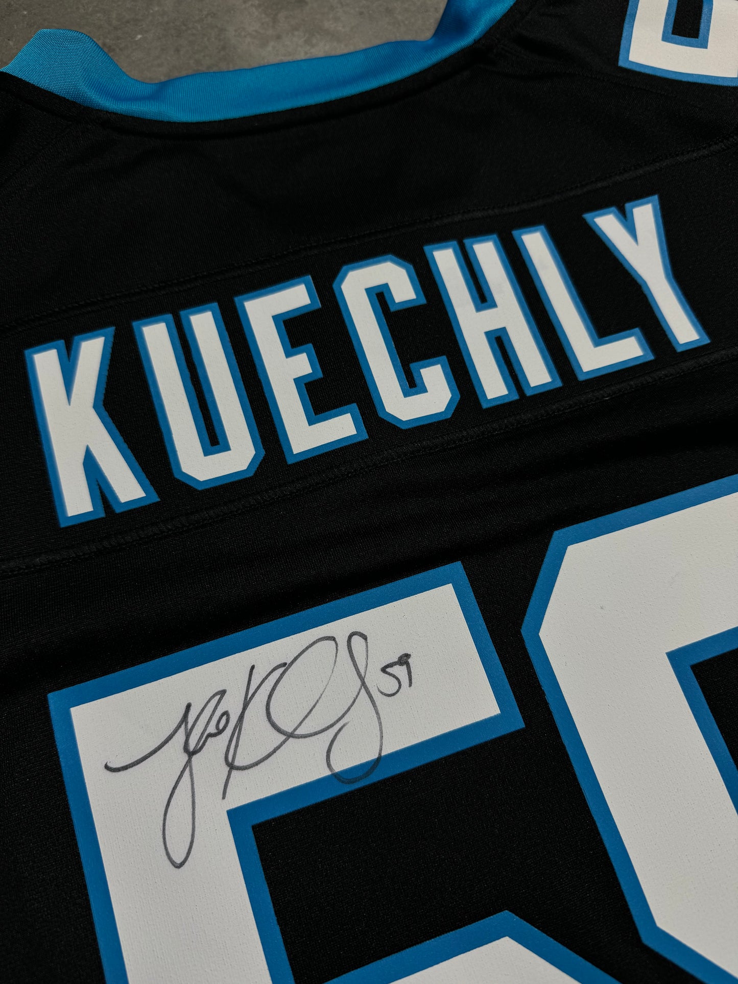 2013 Carolina Panthers Luke Kuechly Black Nike NFL Jersey - Deadstock & Autographed (XL)