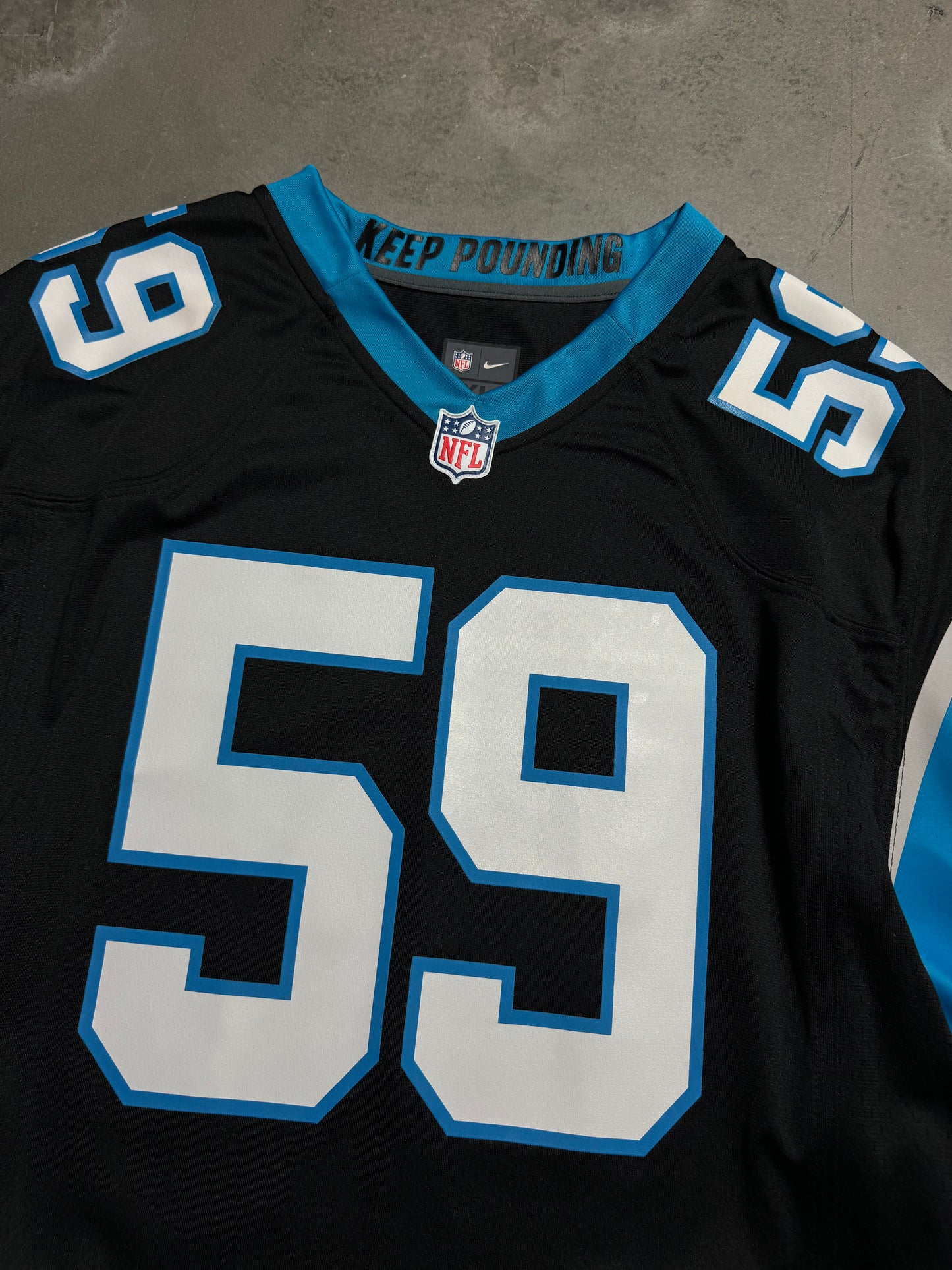 2013 Carolina Panthers Luke Kuechly Black Nike NFL Jersey - Deadstock & Autographed (XL)