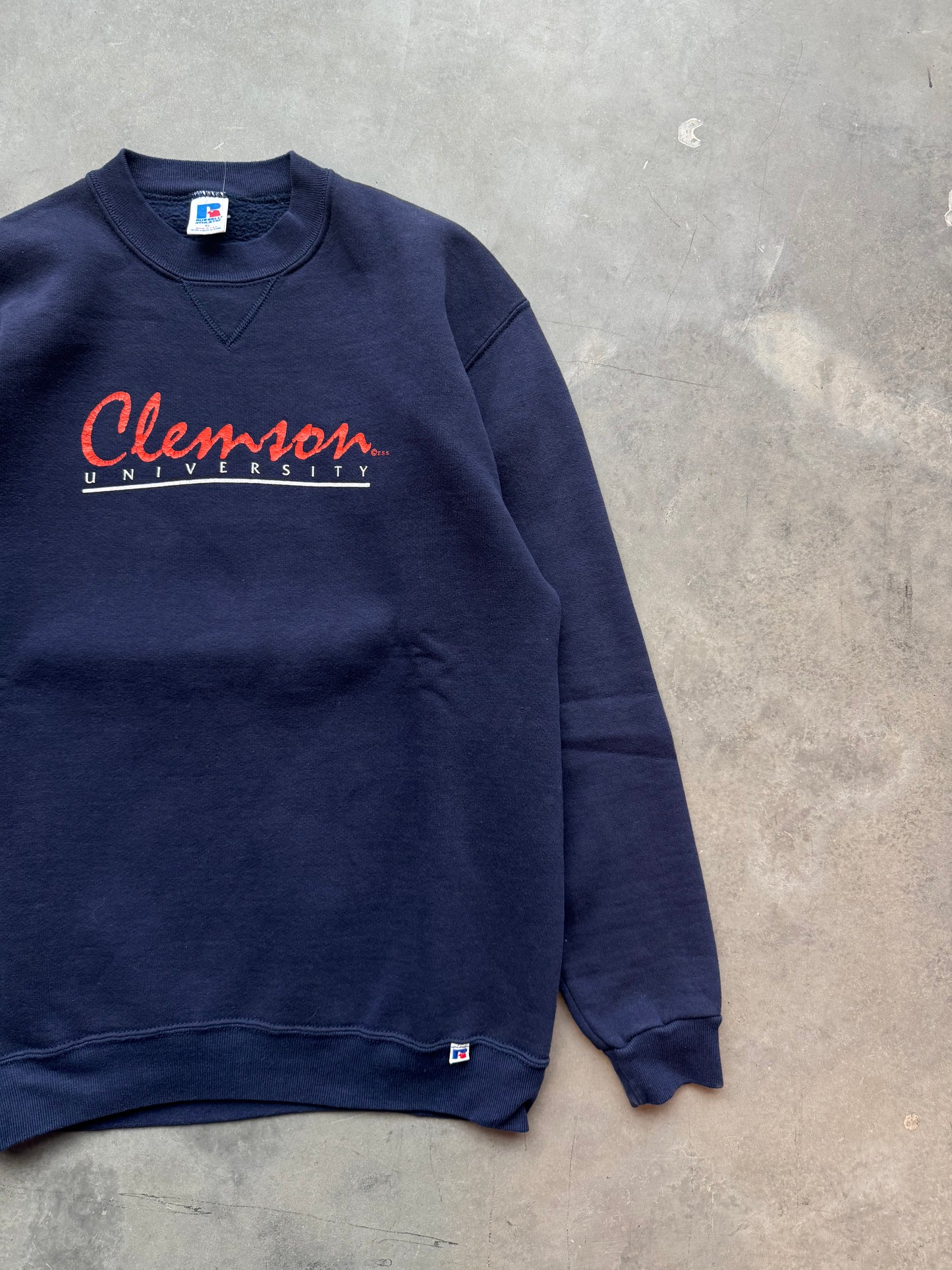 90’s Clemson Tigers Vintage Navy Blue Russell Athletic College Crewneck (XL)