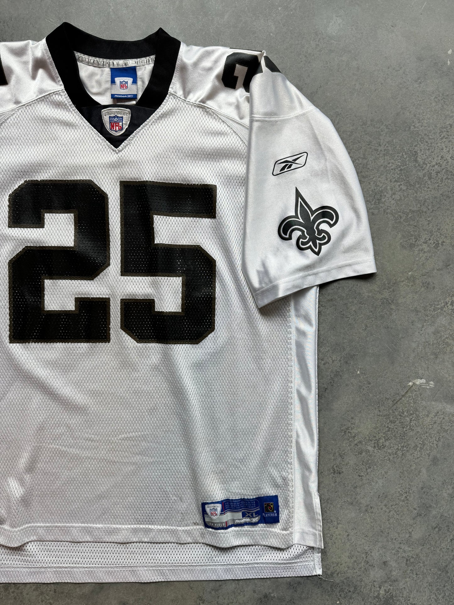 00’s New Orleans Saints Reggie Bush Vintage White Reebok NFL Jersey (XL)