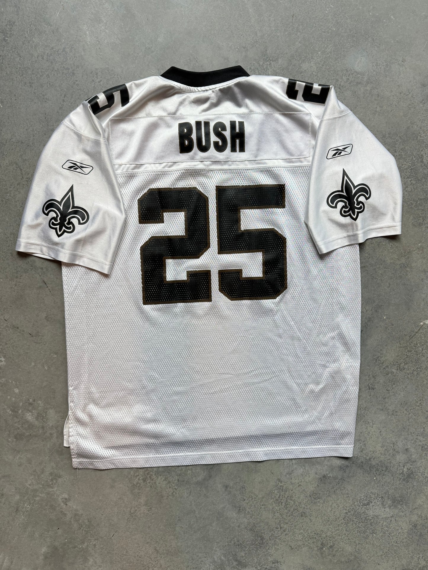 00’s New Orleans Saints Reggie Bush Vintage White Reebok NFL Jersey (XL)