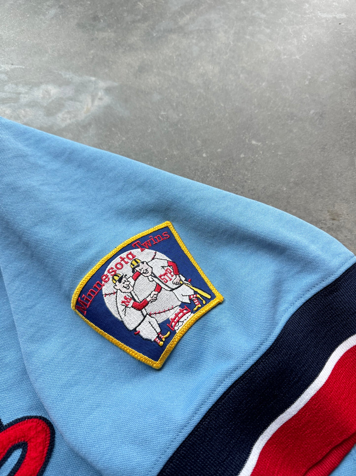 00’s Minnesota Twins Vintage Majestic Light Blue Embroidered MLB Throwback Jersey (XXL)