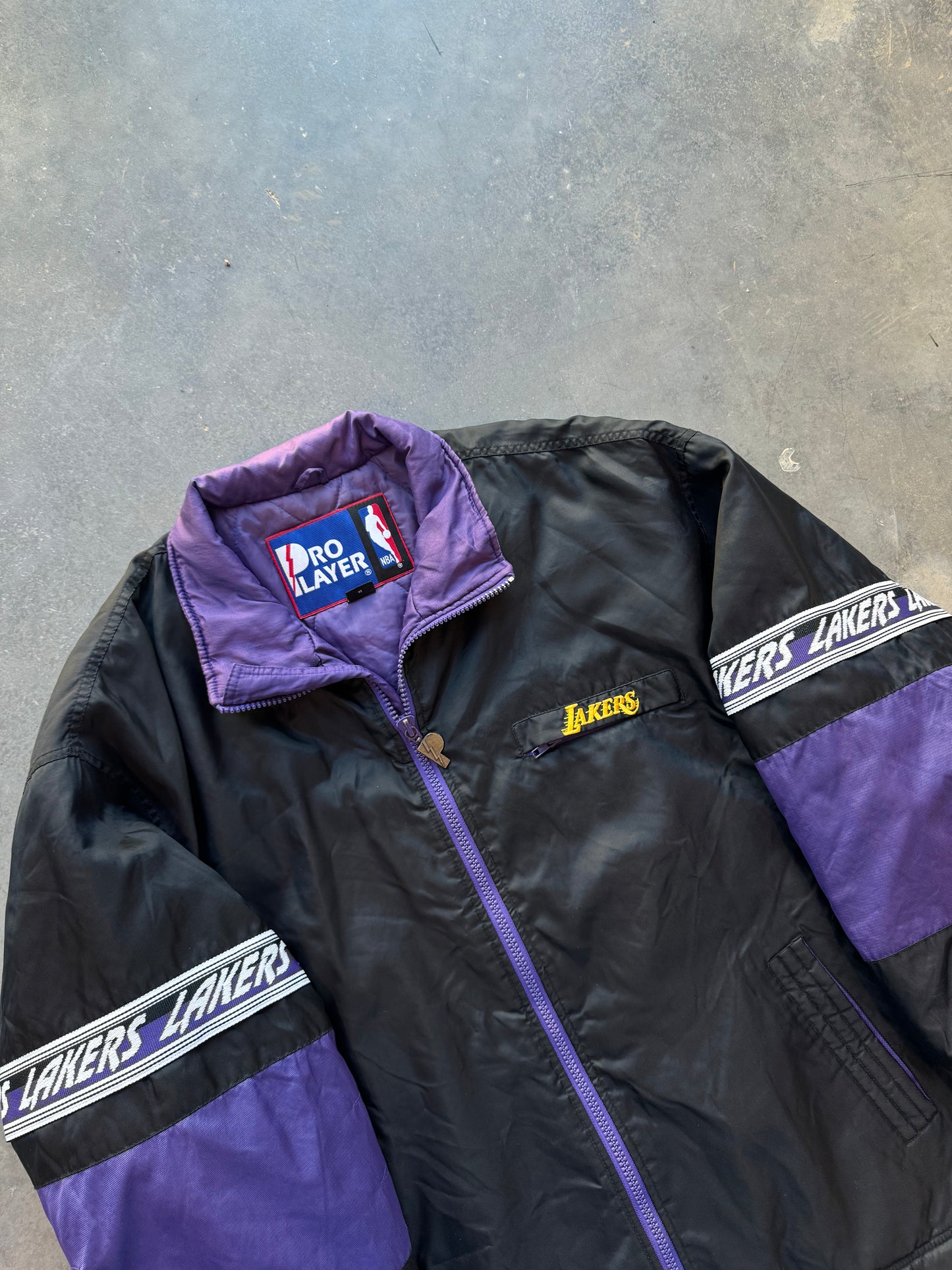 90’s Los Angeles Lakers Vintage Black Pro Player NBA Jacket (XL)